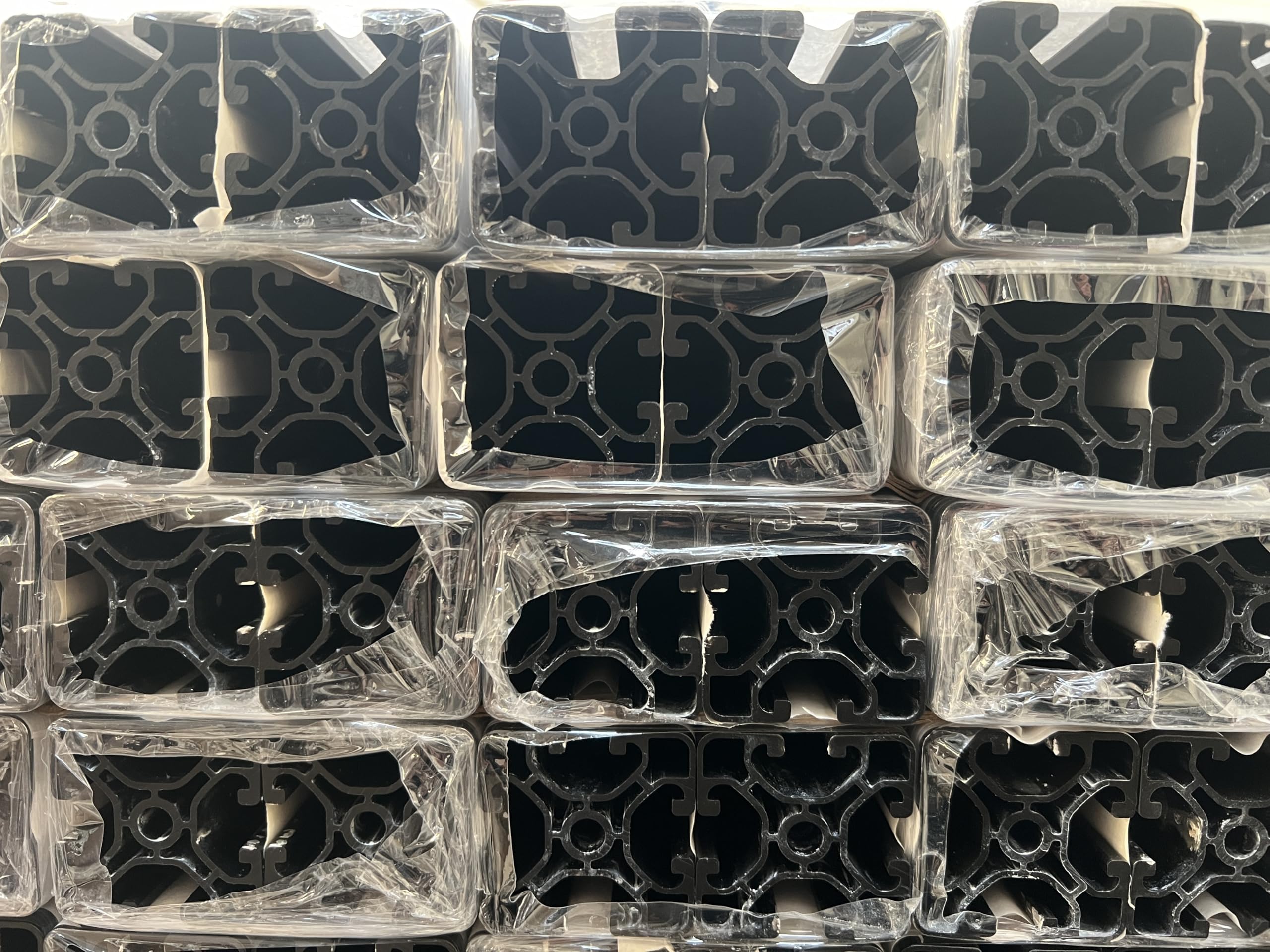 Aluprofil 40x40 mm | Nut 8 | Länge: 2000 mm = 200 cm | schwarz eloxiert | Aluminium Profil | Nutenprofil | Aluprofil | Alu Profil | Leicht | Montagesystem