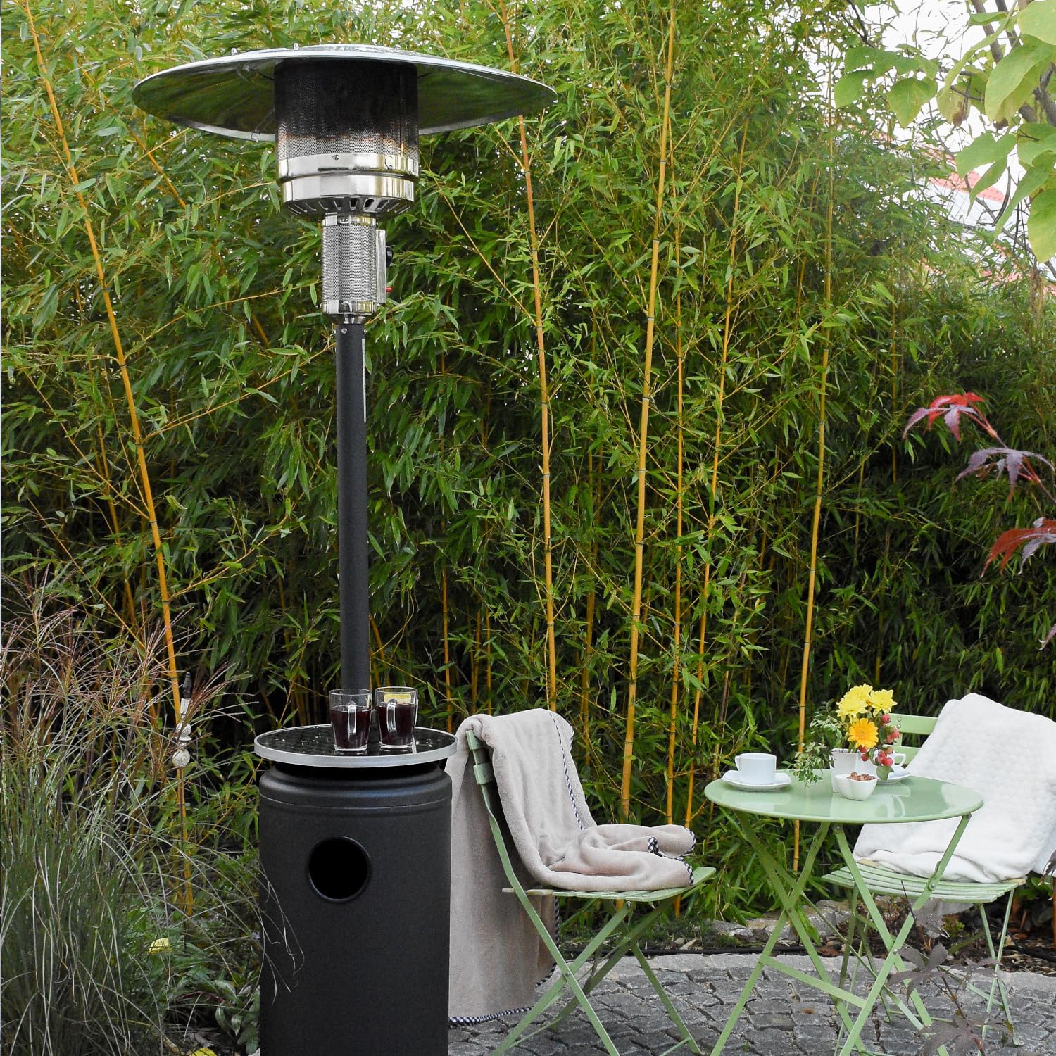 APANA 14 kW Gas Heizpilz Bellamente ONE – Terrassenheizer mit Abschaltautomatik, Umkippsicherung, Gasheizstrahler für außen, Schwarz, Outdoor Heizstrahler, Transportrollen Balkon Garten