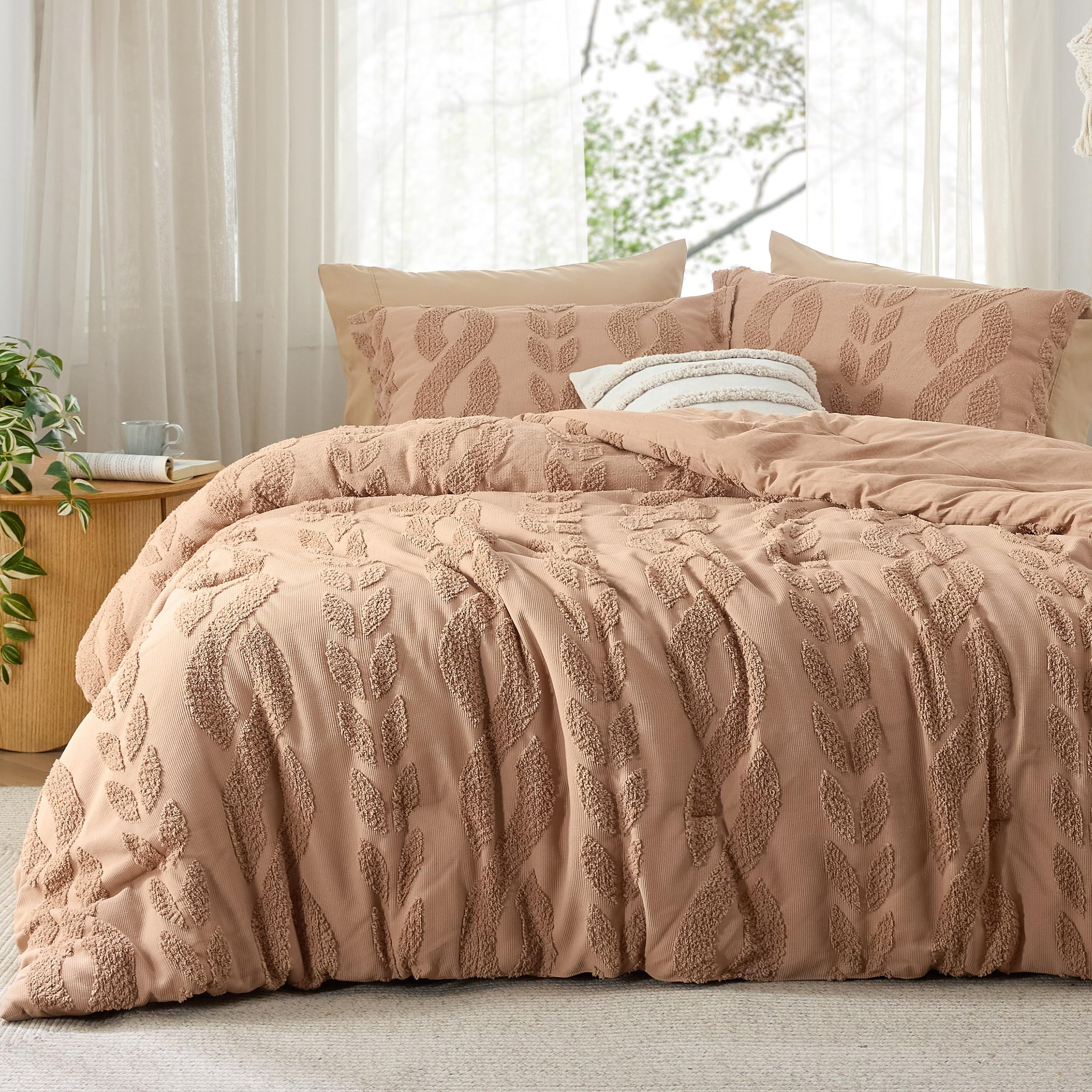 Bedsure Queen Size Comforter Set Taupe, Boho Tufted Bedding Comforter Set, Farmhouse Jacquard Cable Knit Pattern Bed Set, 3 Pieces, 1 Shabby Chic Fluffy Comforter & 2 Pillow Shams