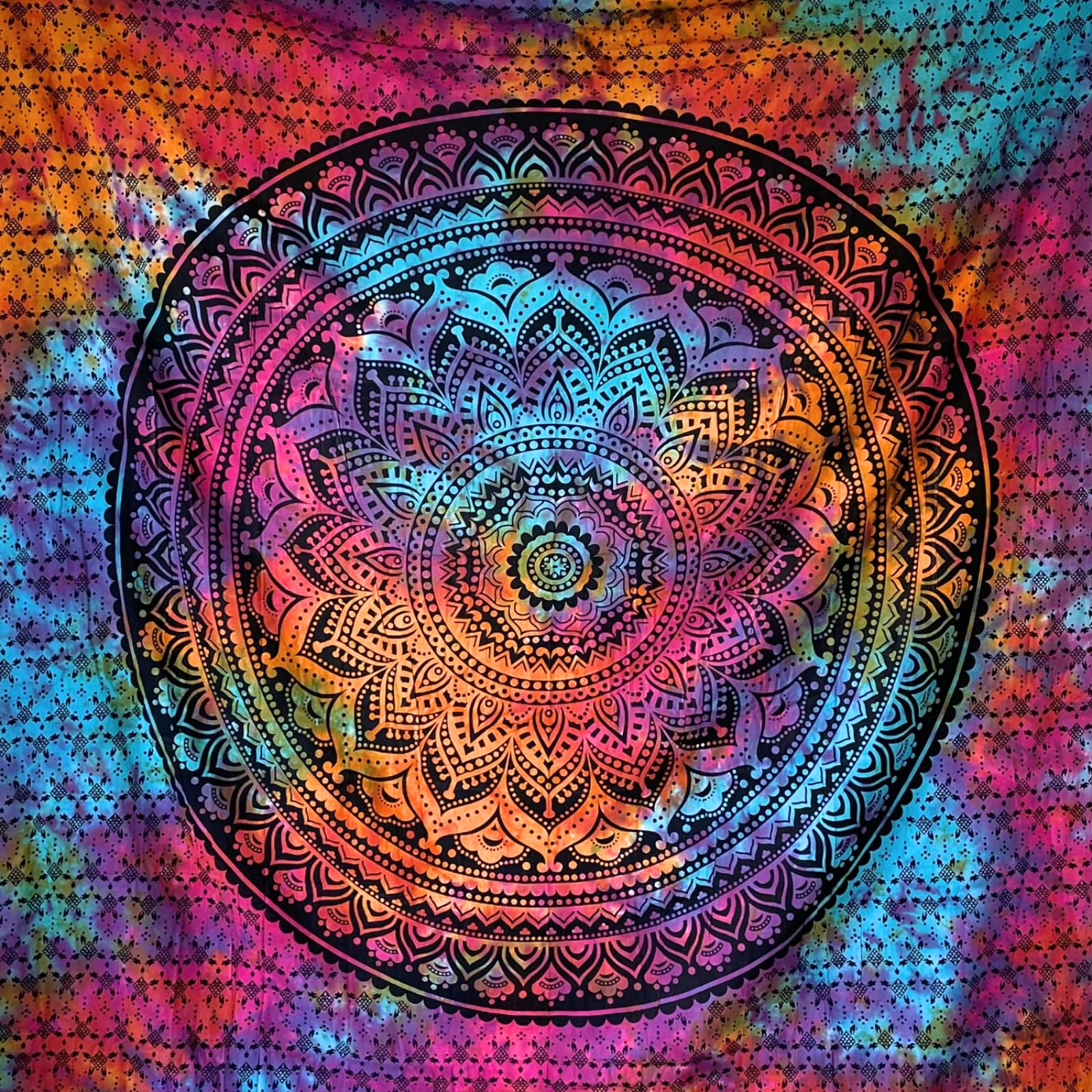 MOMOMUS Tapiz Mandala para la Pared - Tie-Dye, 100% Algodón, Patrones Únicos - Tela Mandala, Tapiz de Pared para la Decoración - Multicolor, 210x230cm