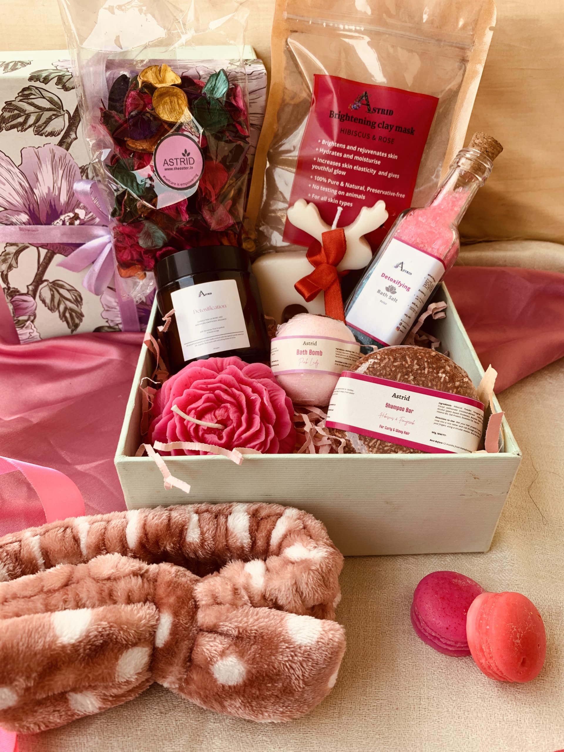 Astrid relaxation box for her, Gift hamper,christmas gift, Wellness box, Spa in a box, For her, |Gift box for her | Care package | Luxury bath and body hamper, No Parabens and sulphate-image-39