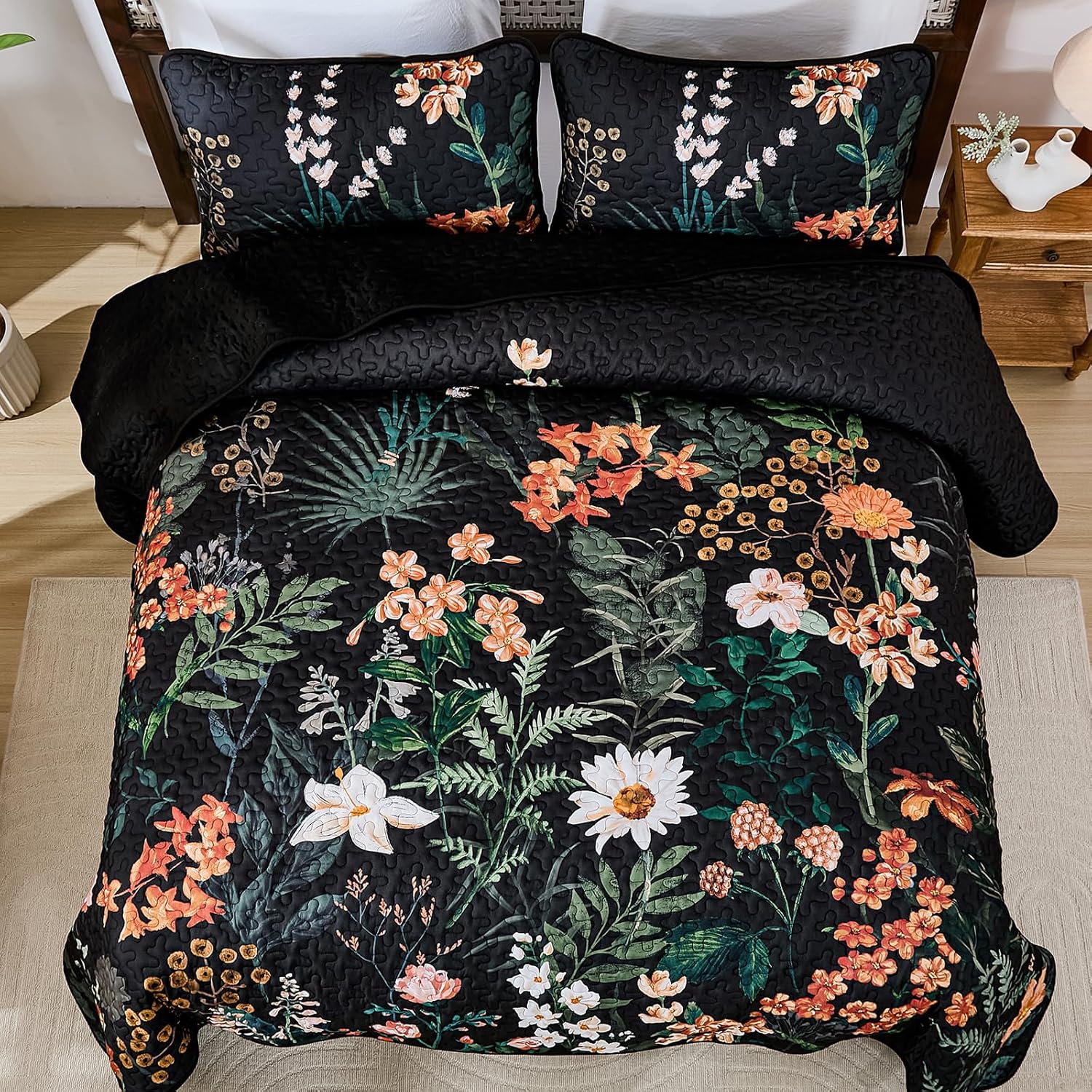 Yiran Floral Quilt Set Queen Size, Black Orange Botanical Bedspreads Bedding Set, 3 Pieces Summer Soft Lightweight Microfiber Coverlet with 2 Pillow Shams for All Season 96x90 Inch