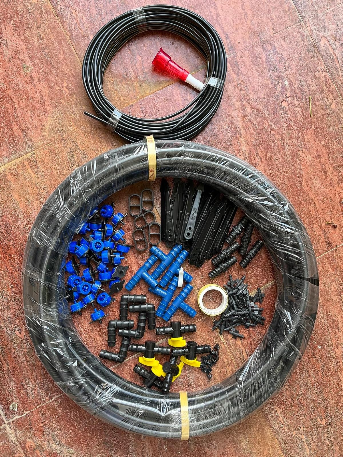 DIW Plants Drip Irrigation Kit | Watering Kit for Home Garden Purpose (20 Plants Kit) (B0D49QJQZB) Amazon Price History, Amazon Price Tracker