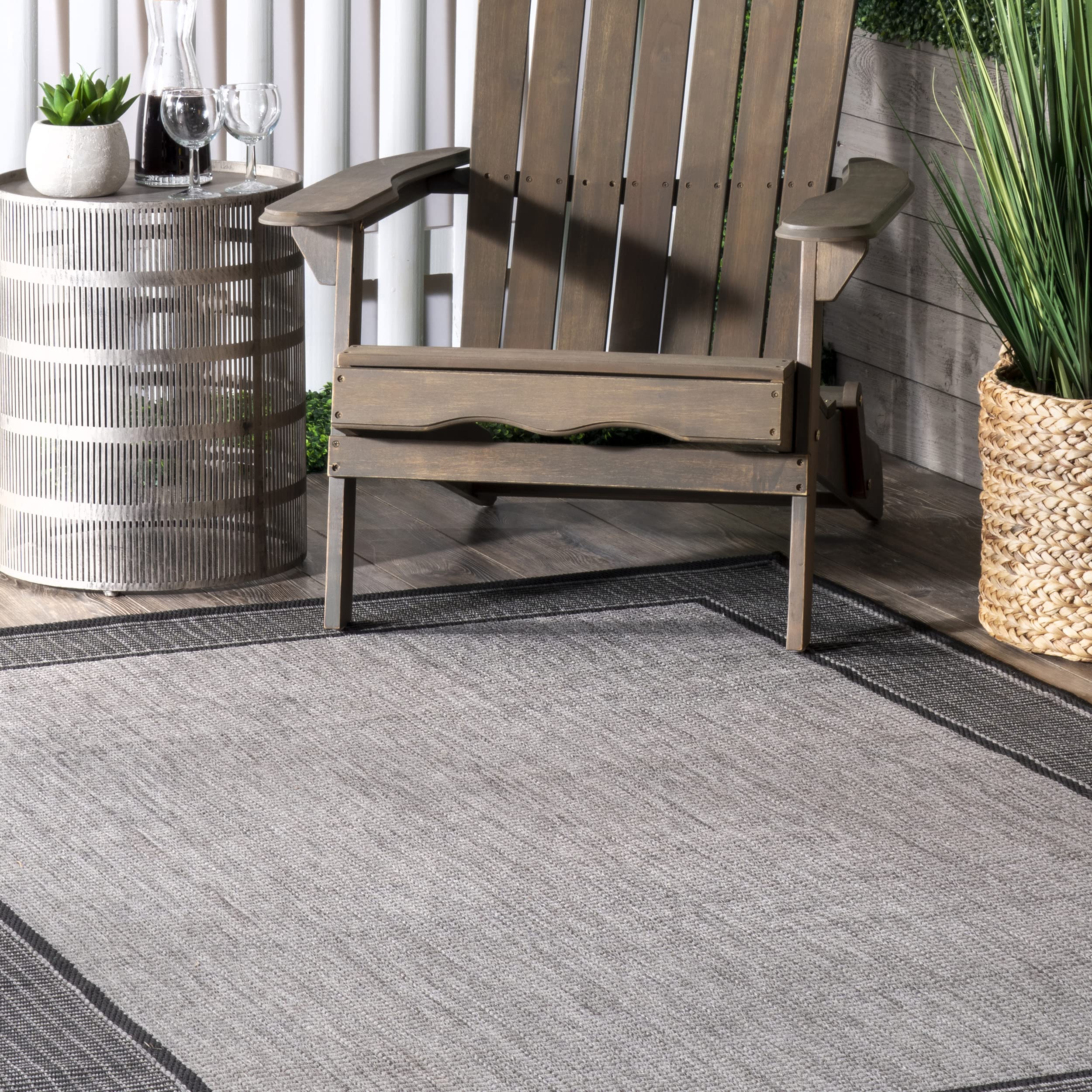 nuLOOM Gris Border Indoor/Outdoor Accent Rug, 3' x 4', Grey