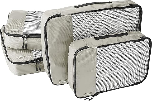 Amazon Basics Packing Cubes - 2 Medium and 2 Large (4-Piece Set), Gray
