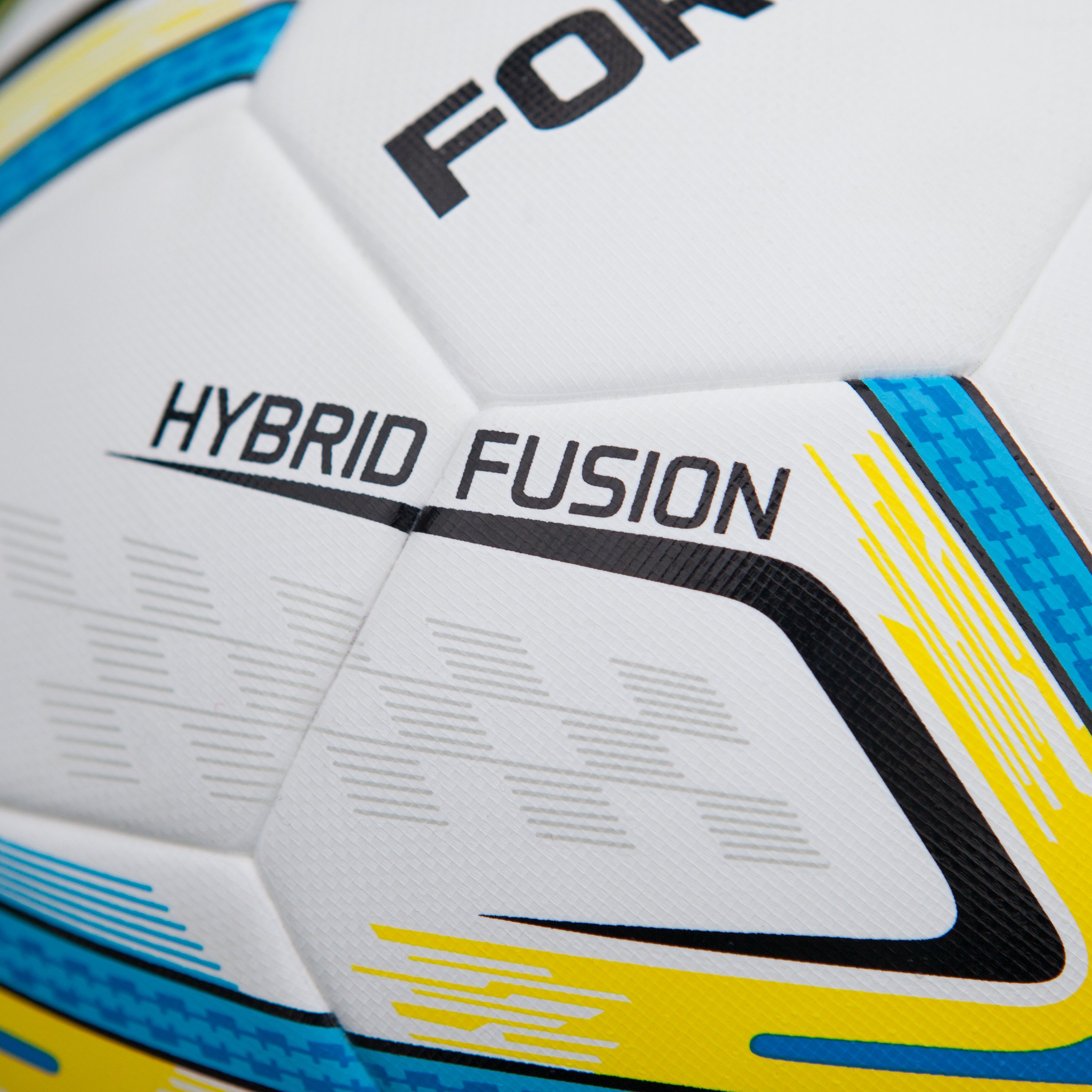 FORZA Pallone da Calcio Fusion [2018] - Perfetto per Allenamenti | qualità Premium e Composto da Materiali Resistenti | Ideale per Associazioni Sportive di Alto Livello [Net World Sports]
