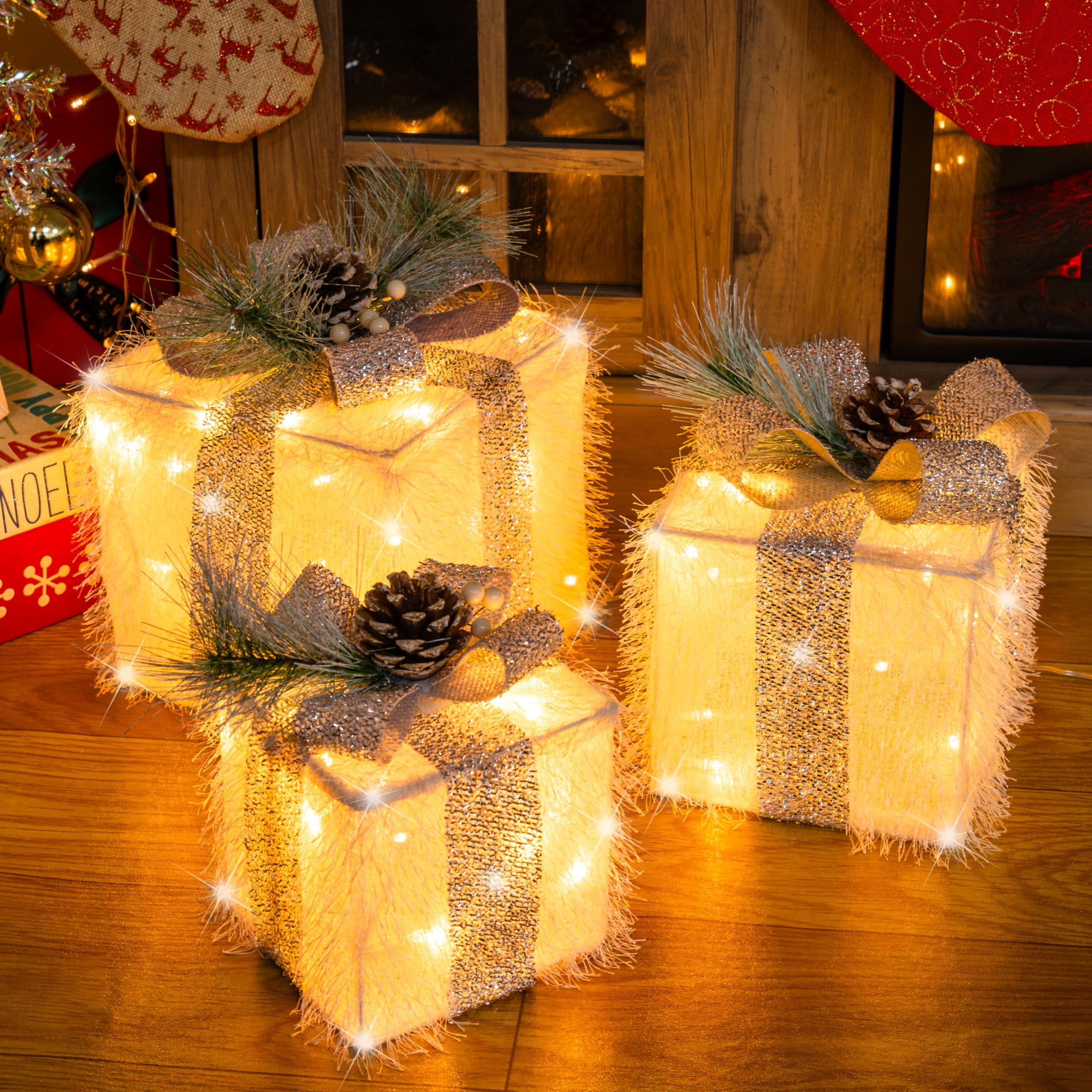 Set of 3 Christmas Lighted Gift Boxes, 60 LED Light Up Present Boxes for Christmas Decorations Indoor Outdoor Yard Xmas Tree Holiday Party Lawn Porch Home Decor (White)
