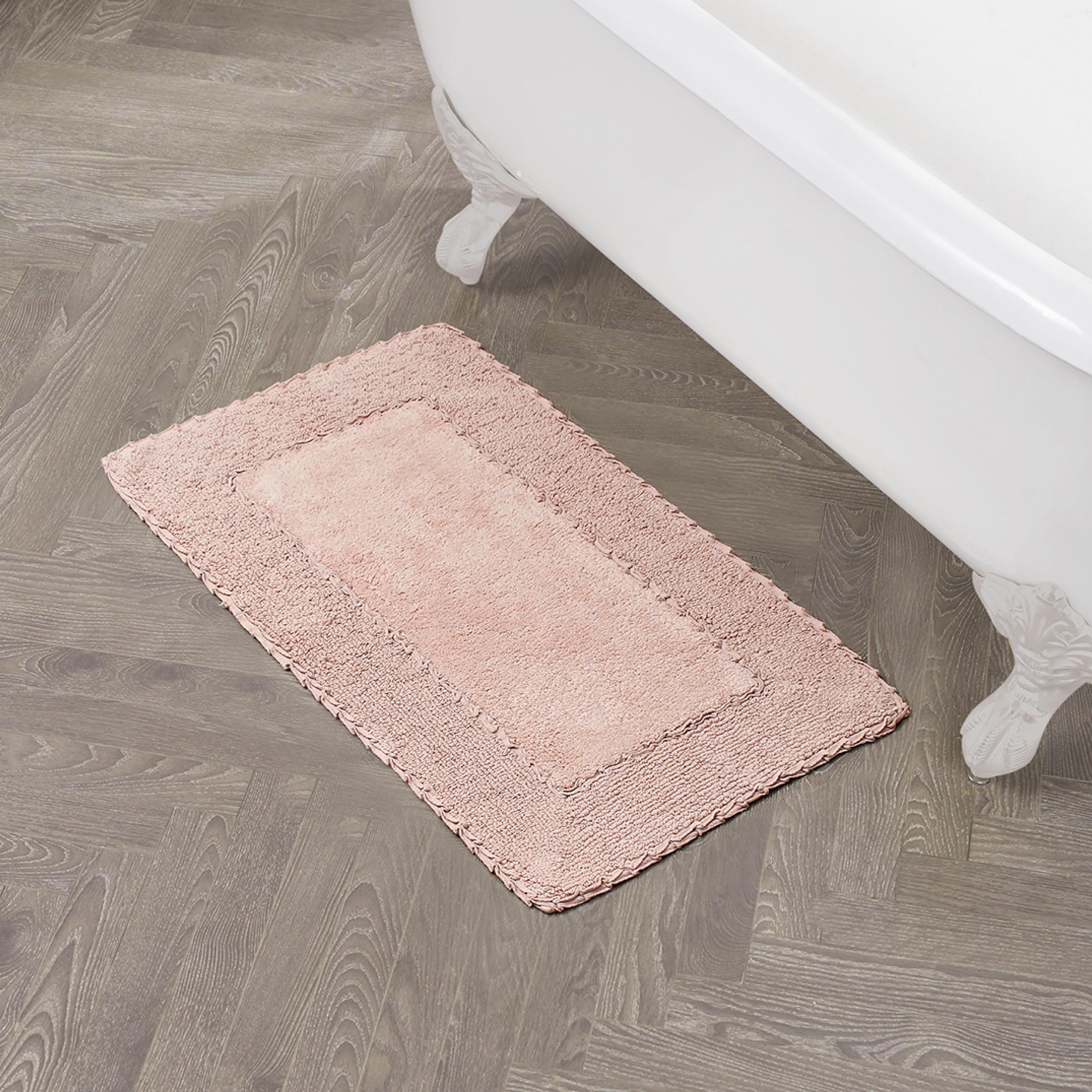 Amazon.com: Laura Ashley Ruffle Border 100% Cotton Bath Rug
