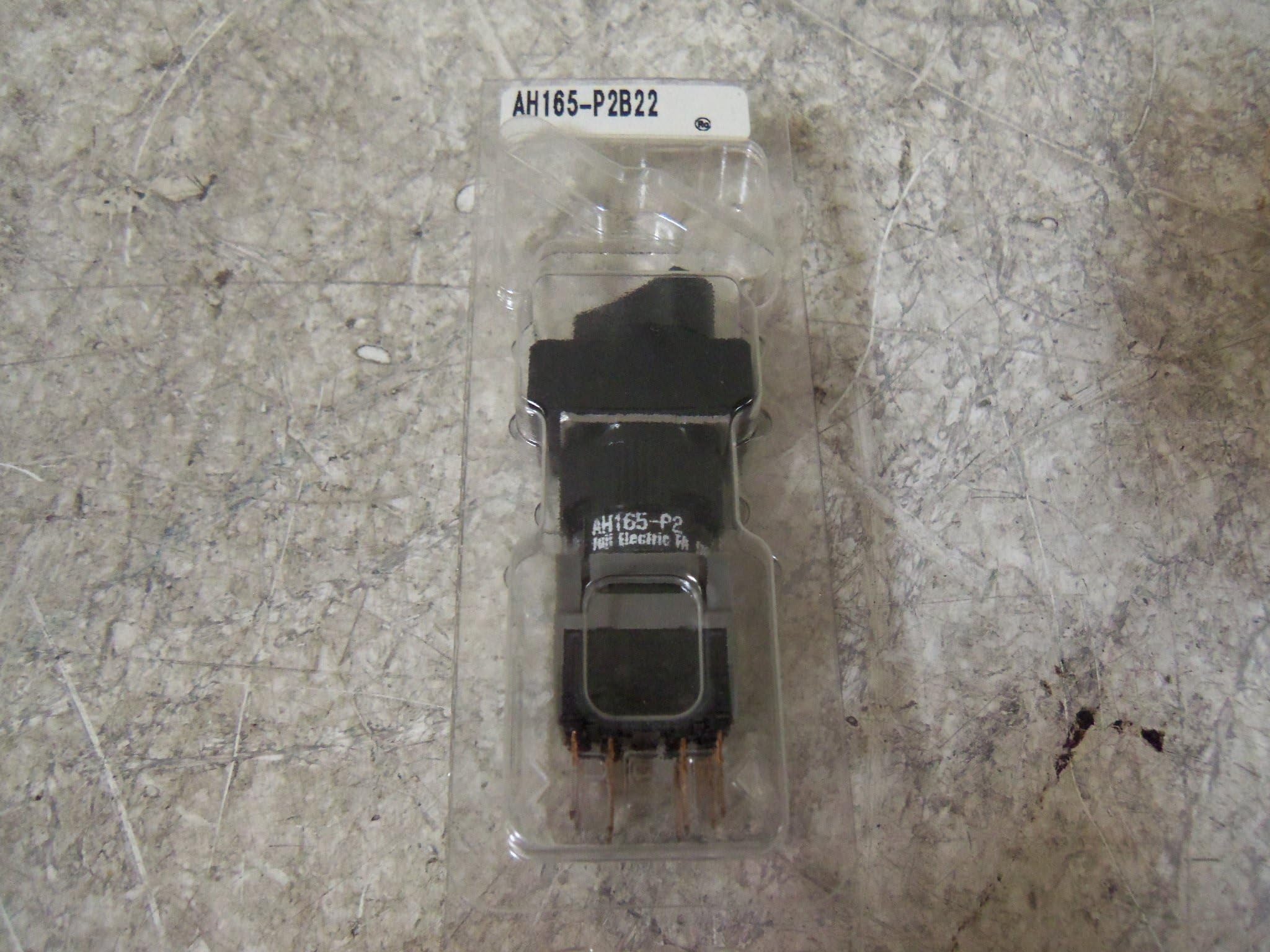 Fuji Electric, AH165-P2B22, 16Mm Oil-tight Rectangular 2 Position Selector switch, Maintained, 2NO+2NC