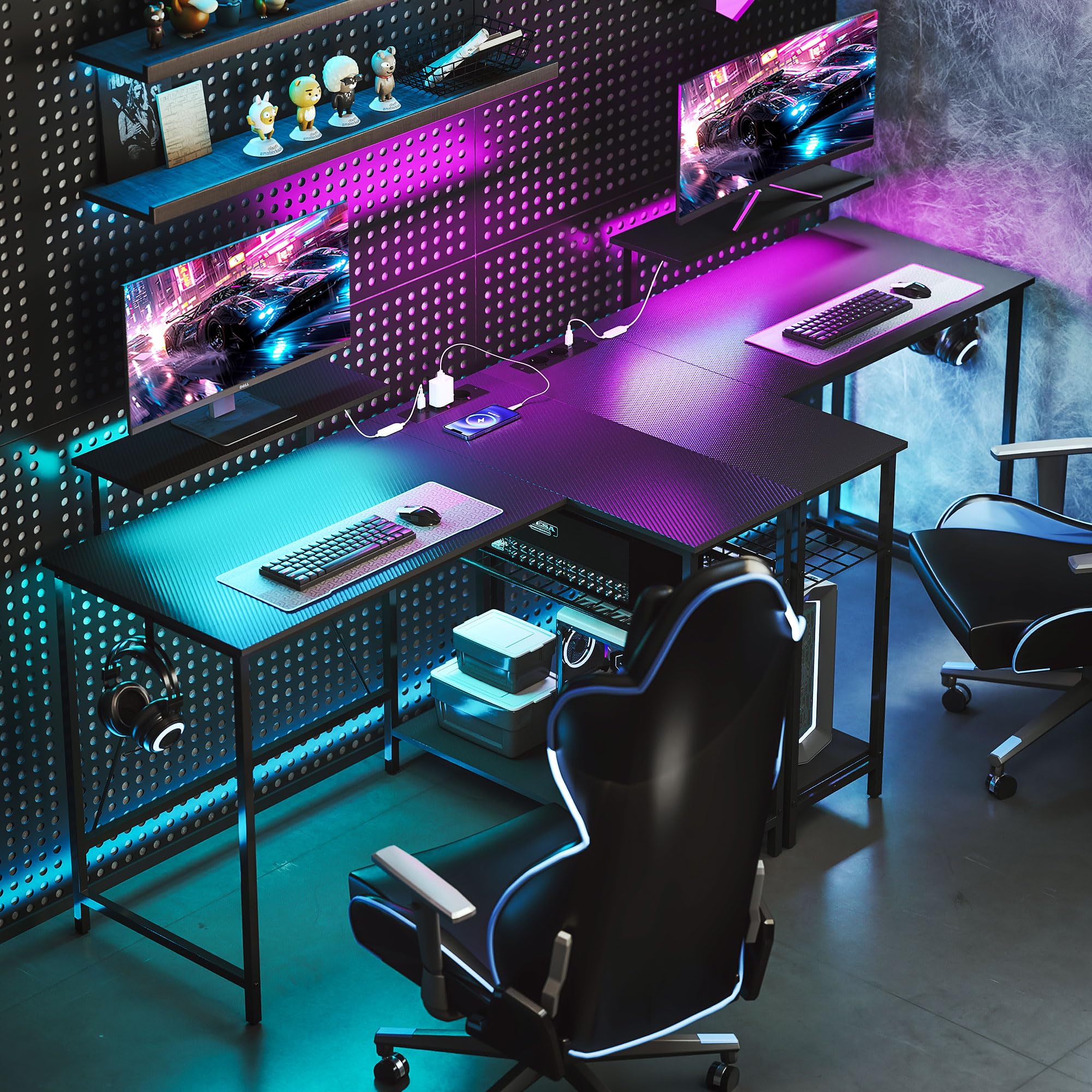 HOMCOM Scrivania Gaming Reversibile ad L con LED, Prese Elettriche, 114.5x82cm Scrivania Angolare con Supporto per Monitor e Ripiani Regolabili a Rete, Postazione Gaming per Casa Ufficio Studio, Nero
