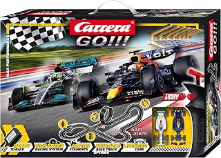 Carrera GO 20062548UK Max Performance - GO 2022 F1 Slot Racing Track With UK Plug, For Children From 6 Years And Adults,1:43 Scale, 6.3 Metres, With Lewis Hamilton, No44 & Max Verstappen, No1