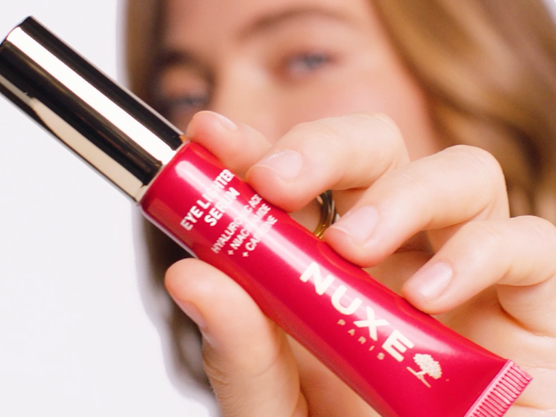 NUXE Merveillance Lift Eye Lighter Serum with Hyaluronic Acid, Niacinamide, and Caffeine. Brightens, Smooths and Hydrates Eye Contour. Reduces All Types of Dark Circles, 0.4 Fl Oz