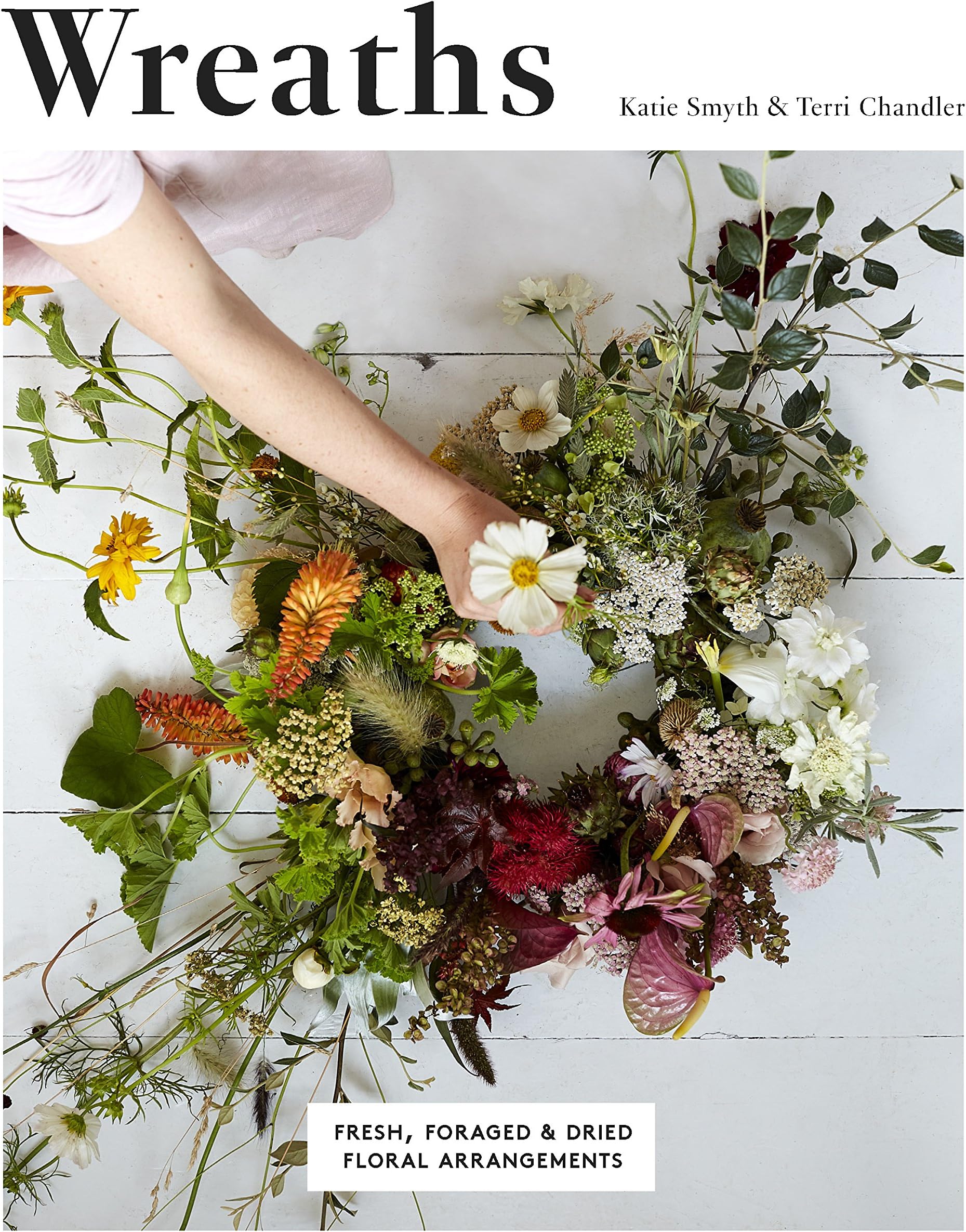 Wreaths: Fresh, Foraged & Dried Floral Arrangements