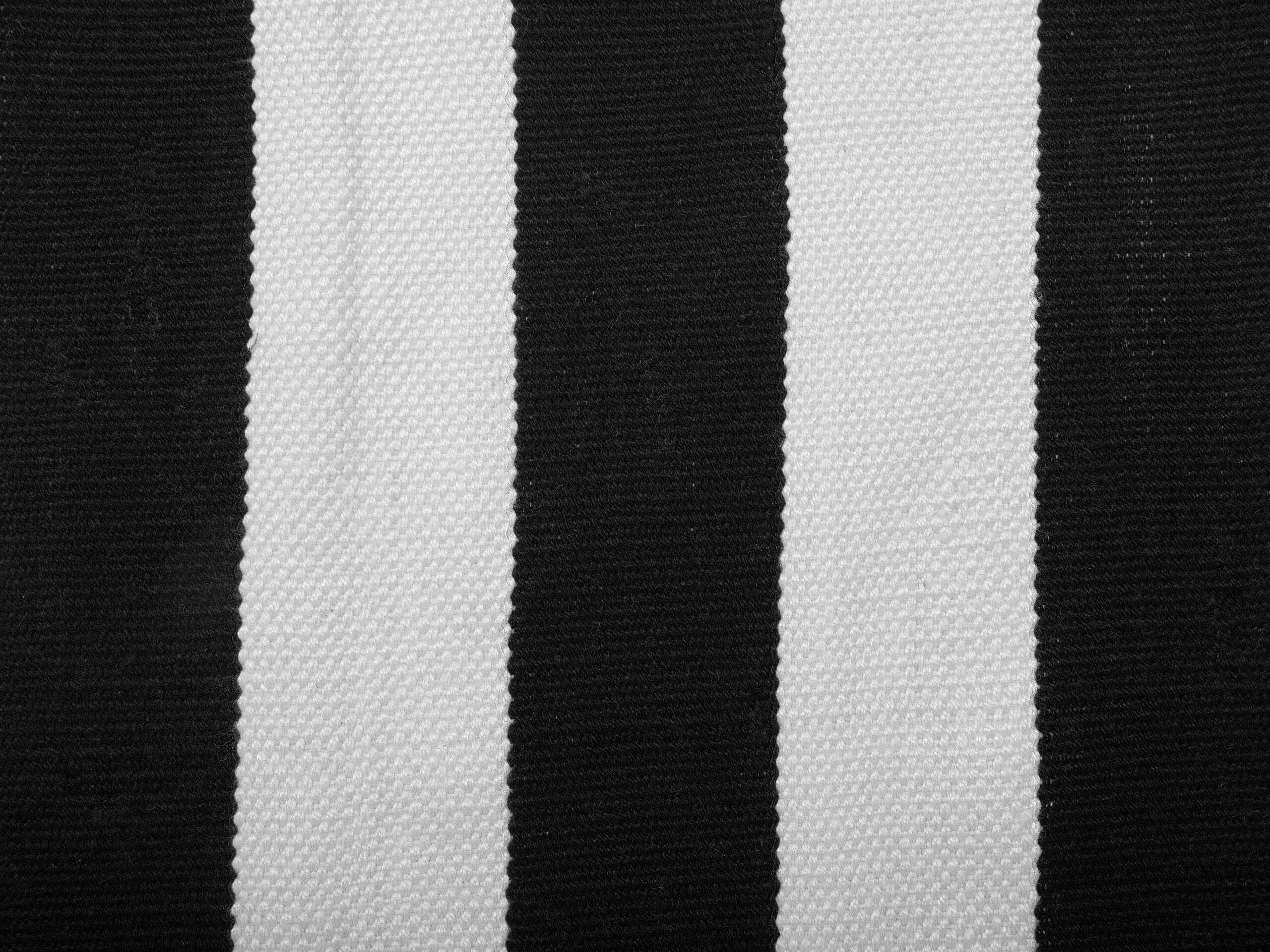 Terasseteppich Balkonteppich mit schwarz-weißen Streifen 80 x 150 cm Tavas