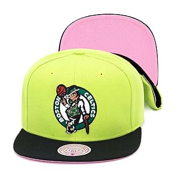 BREATH × MITCHELL&NESS SNAPBACK Mitchell & Ness Boston Celtics Snapback Hat Adjustable Cap