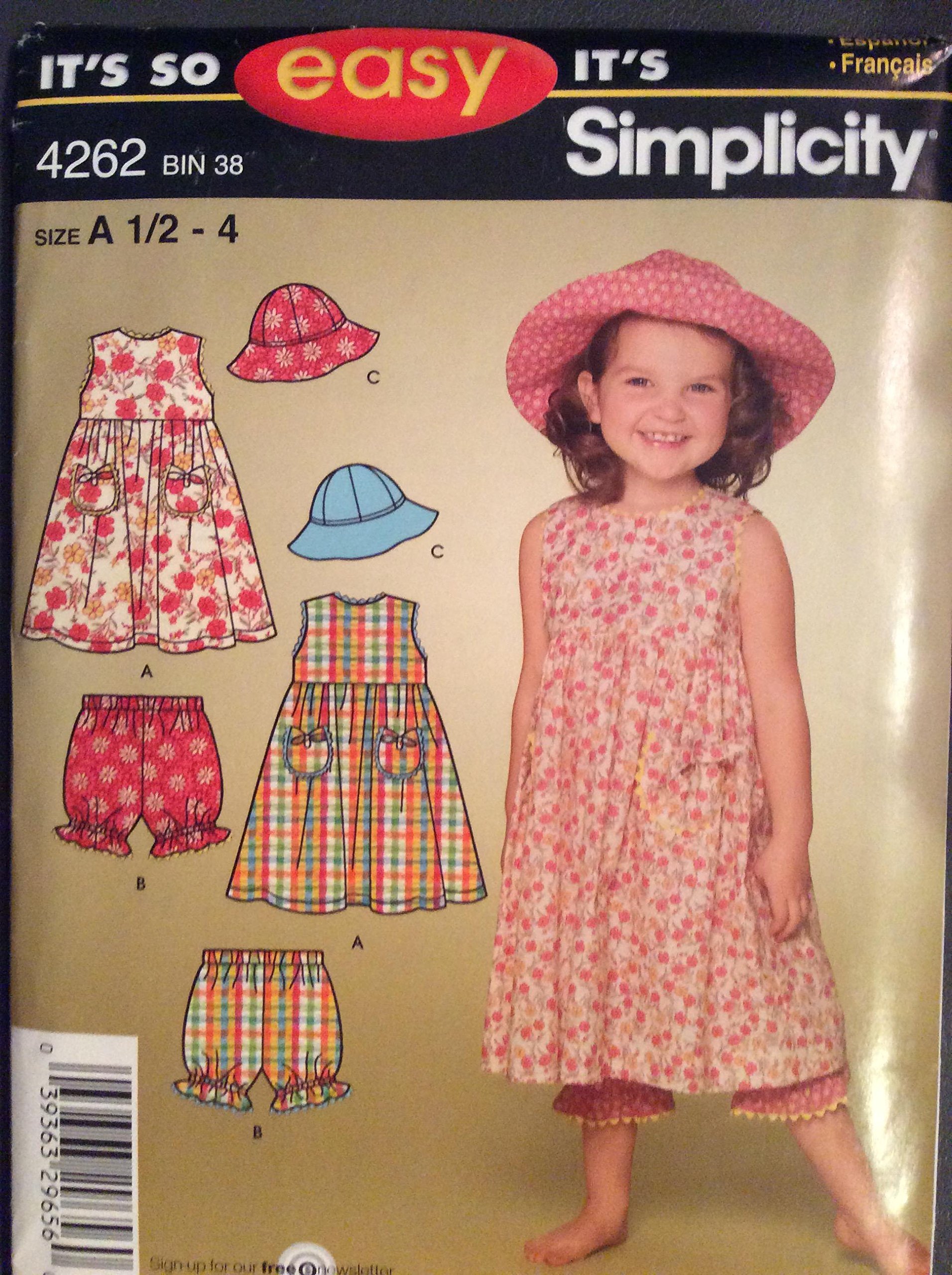 Patron robe Simplicity 4262 pour fille en bas âge avec culotte et chapeau