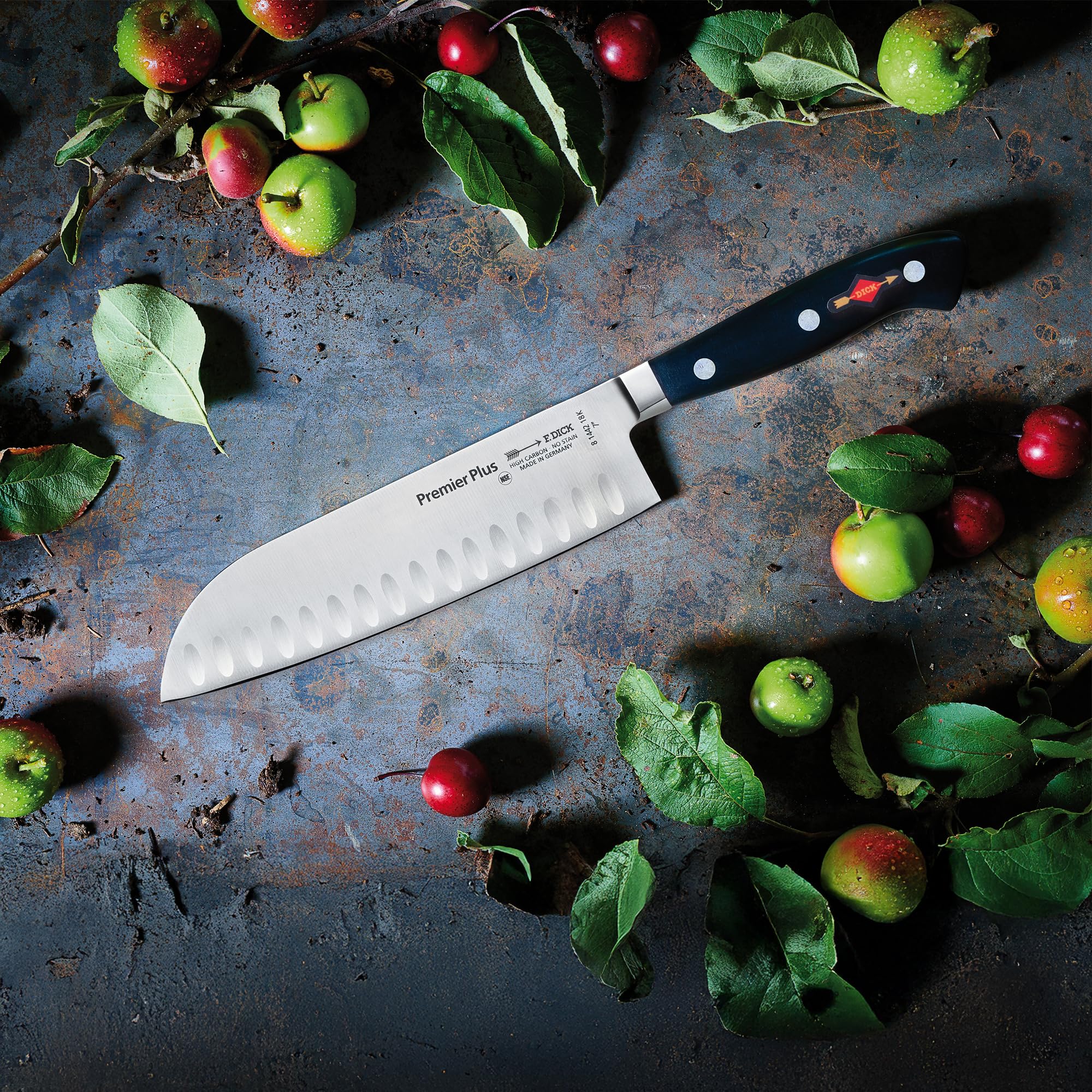 F. Dick Santoku, Küchenmesser, Premier Plus (Messer mit Klinge 18 cm, X50CrMoV15 Stahl, nichtrostend, 56° HRC) 8144218K