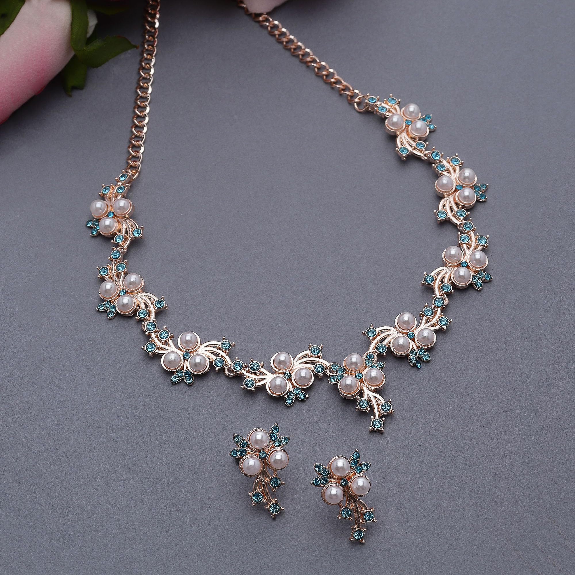Vintage Style Silver-Plated Necklace & Earrings Set