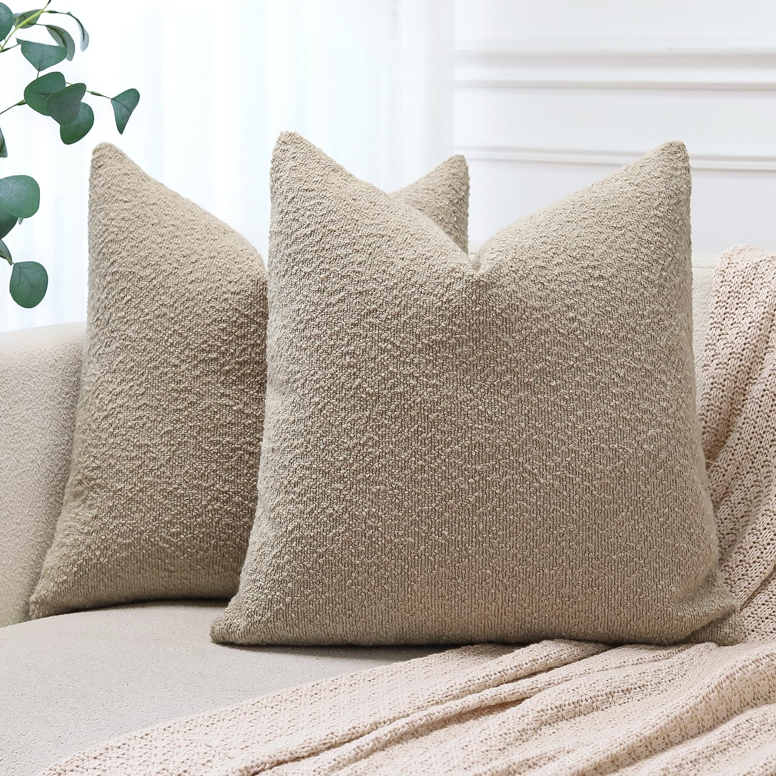 Coussins en boucle chameau 55x55cm : protégez et sublimez votre canapé usé