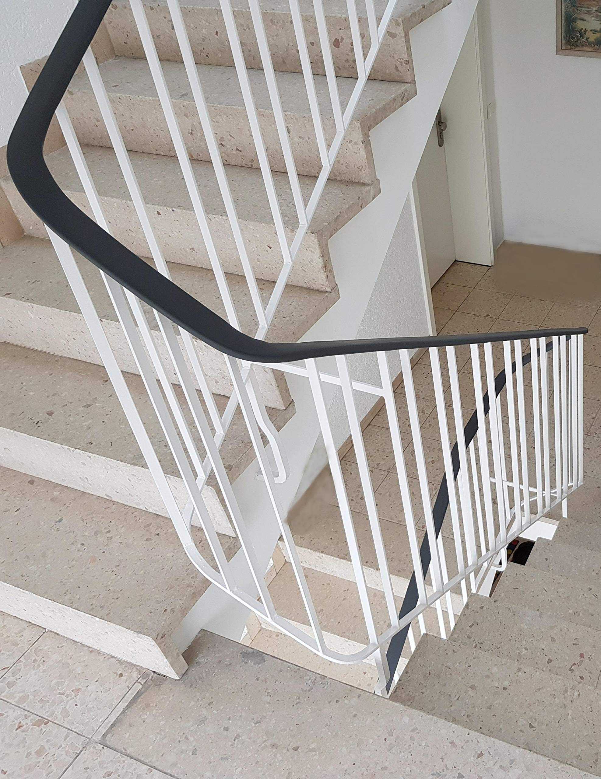 ProfiPVC Handlauf aus PVC 40x8mm 5 Meter Treppengeländer aus Gummi Schutz für Treppenhandlauf für innen und außen Geländer Kunststoffhandlauf, Anthrazit