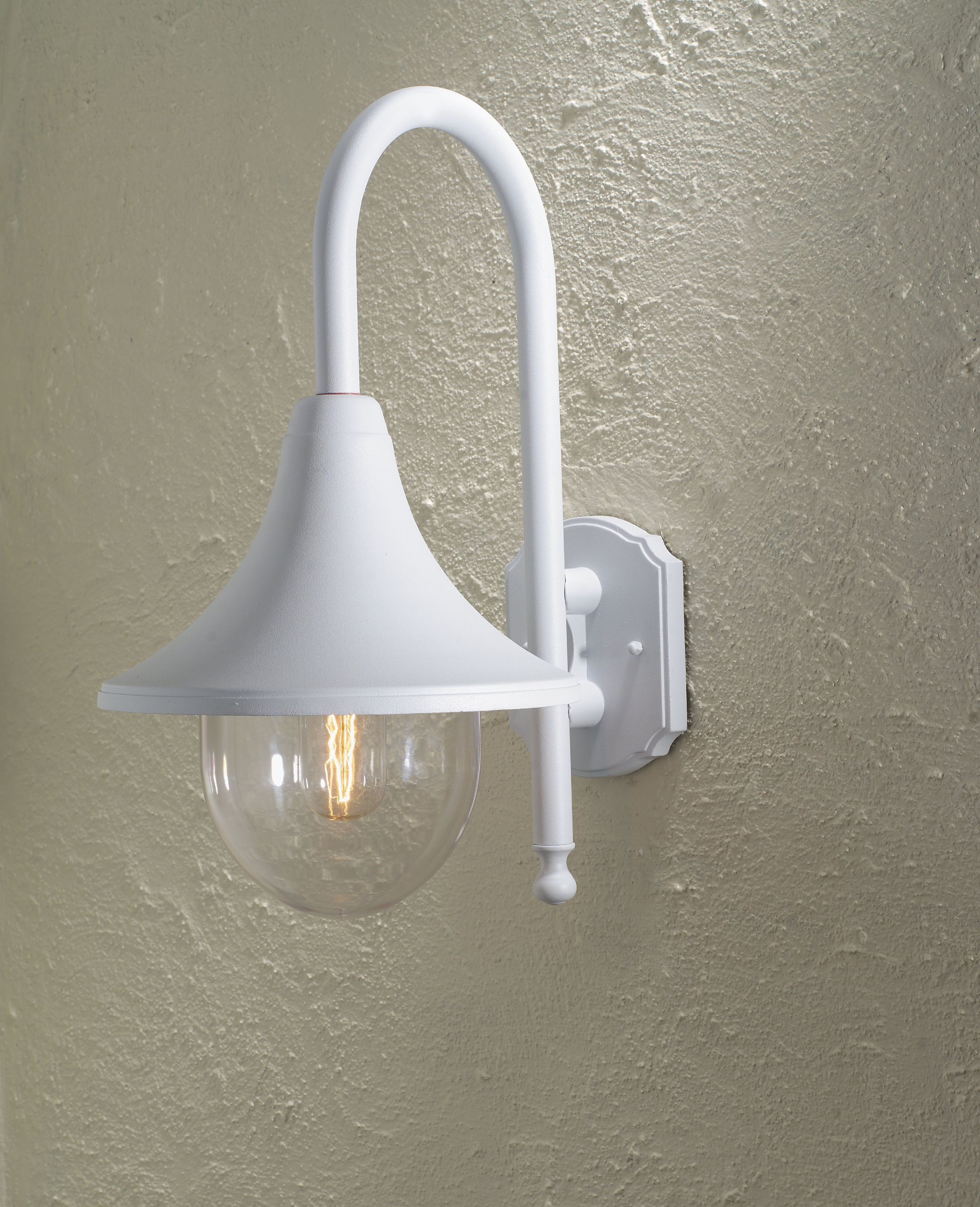 Konstsmide Bari Wandleuchte B: 25 cm T: 36 cm H: 44 cm, 1 x 75 W, IP44 lackiertes Aluminium, matt-weiß 7237-250