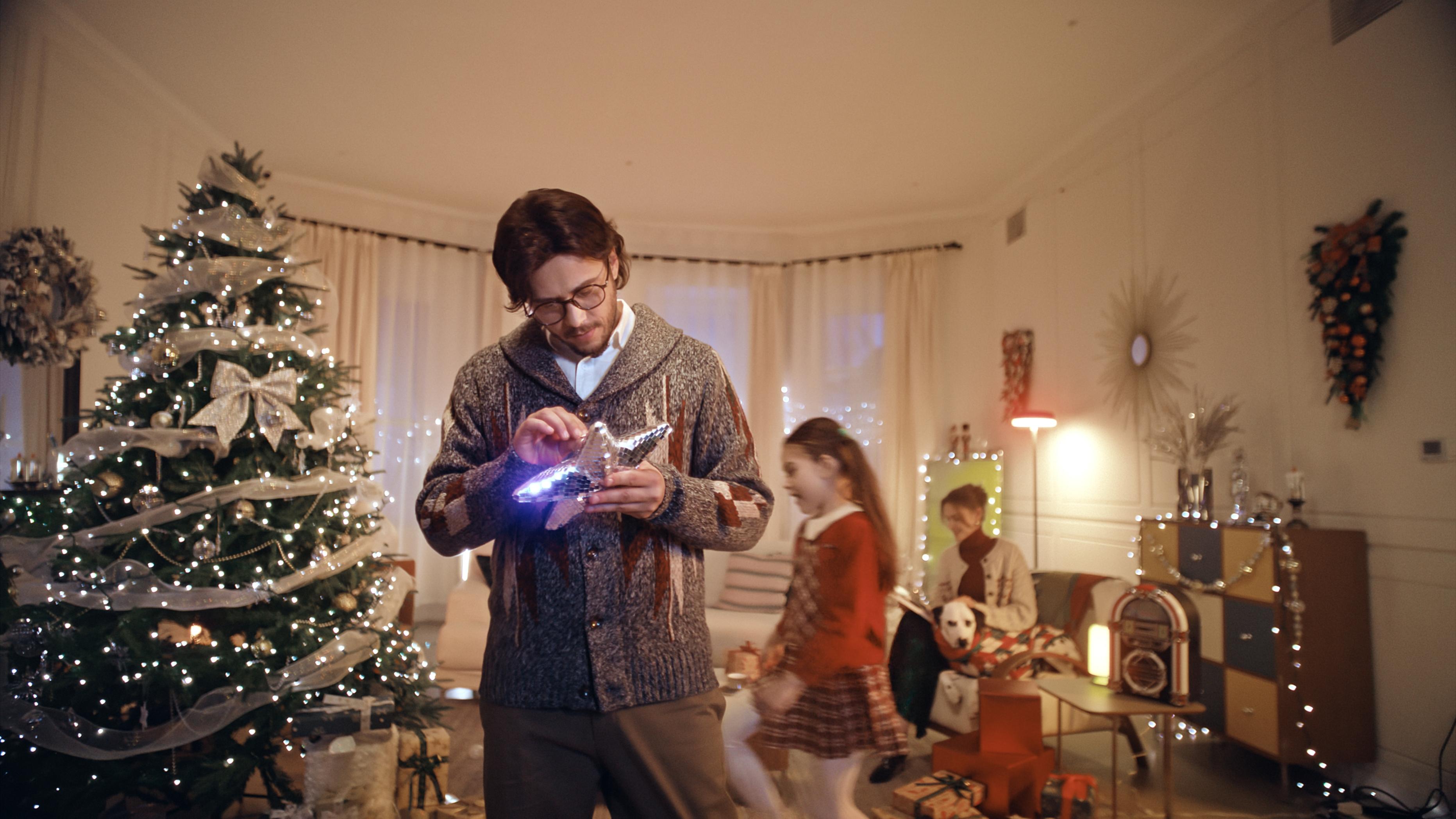 Image of Govee Christmas Sparkle String Lights 99ft, RGBWIC String Lights with 375 Bullet-Head LEDs, App-Controlled, 140+ Scene Modes, 3D Shape Mapping, Works with SmartThings, Indoor Holiday Decorations