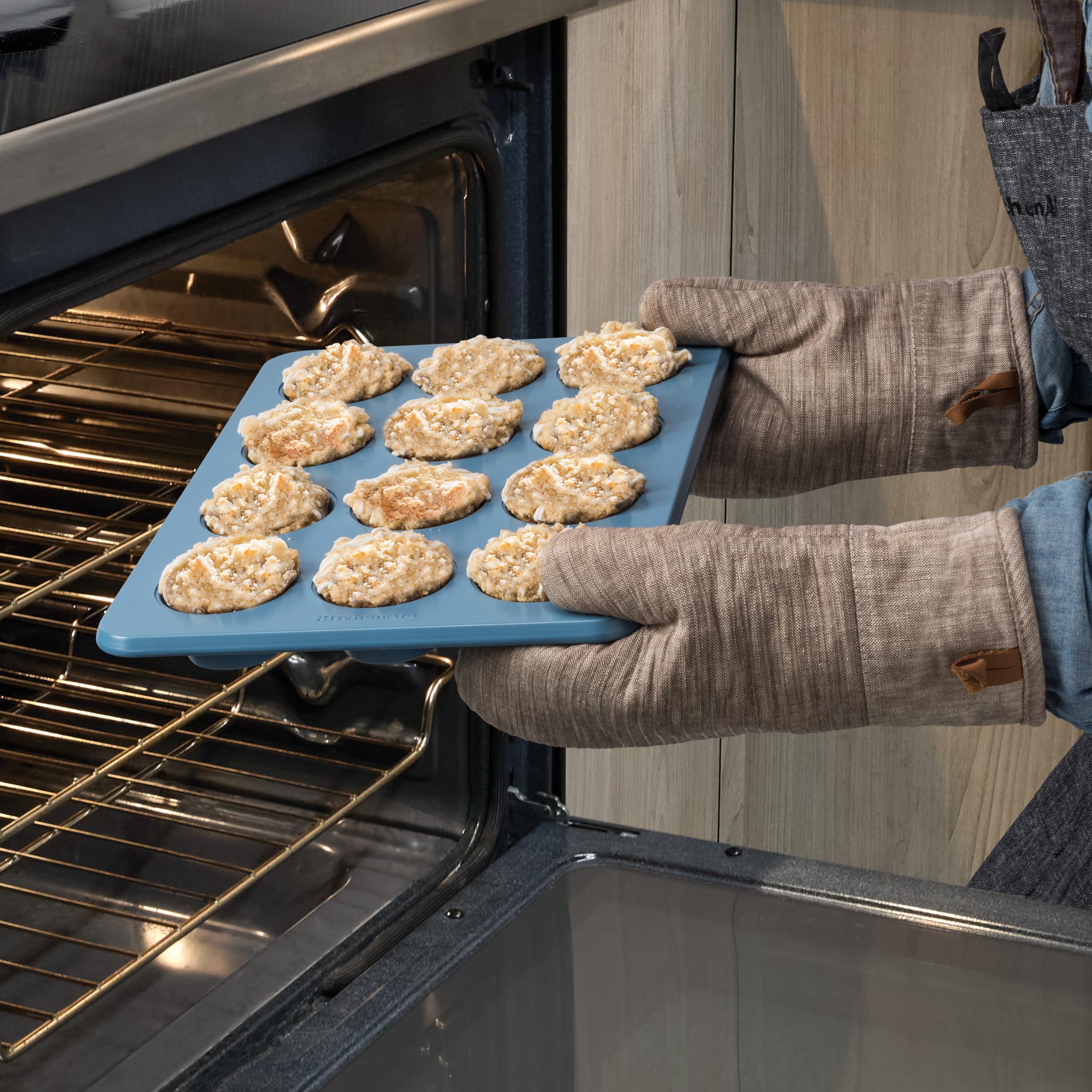 KitchenAid Muffinform für 12 Muffins, antihaftbeschichtet, aluminisierter Stahl, blauer Samt