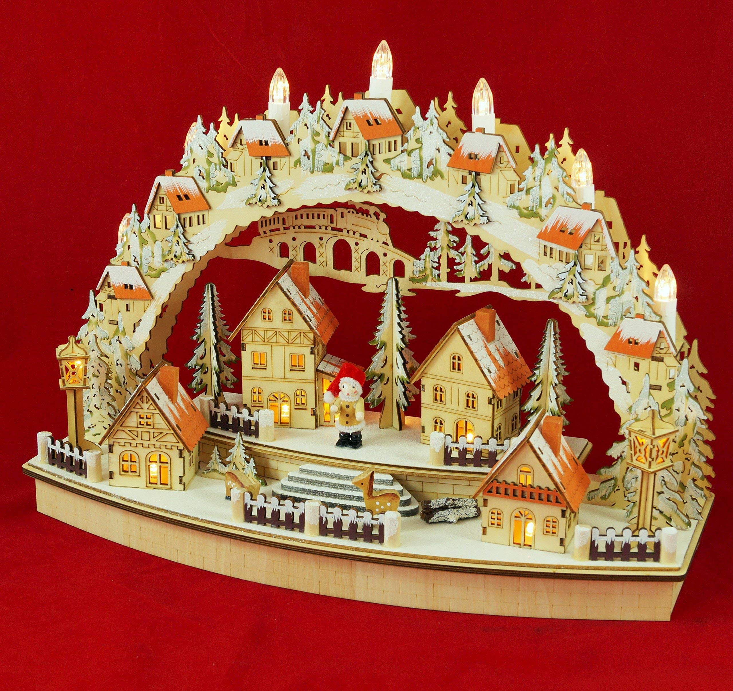 Wichtelstube-Kollektion XL Lichterbogen Weihnachten, Handbemalt, Detailreich, Batteriebetrieben mit Timer, Sparsam, LED Beleuchtung mit 3D-Effekt, Schwibbogen Weihnachten, Weihnachtsdeko Holz