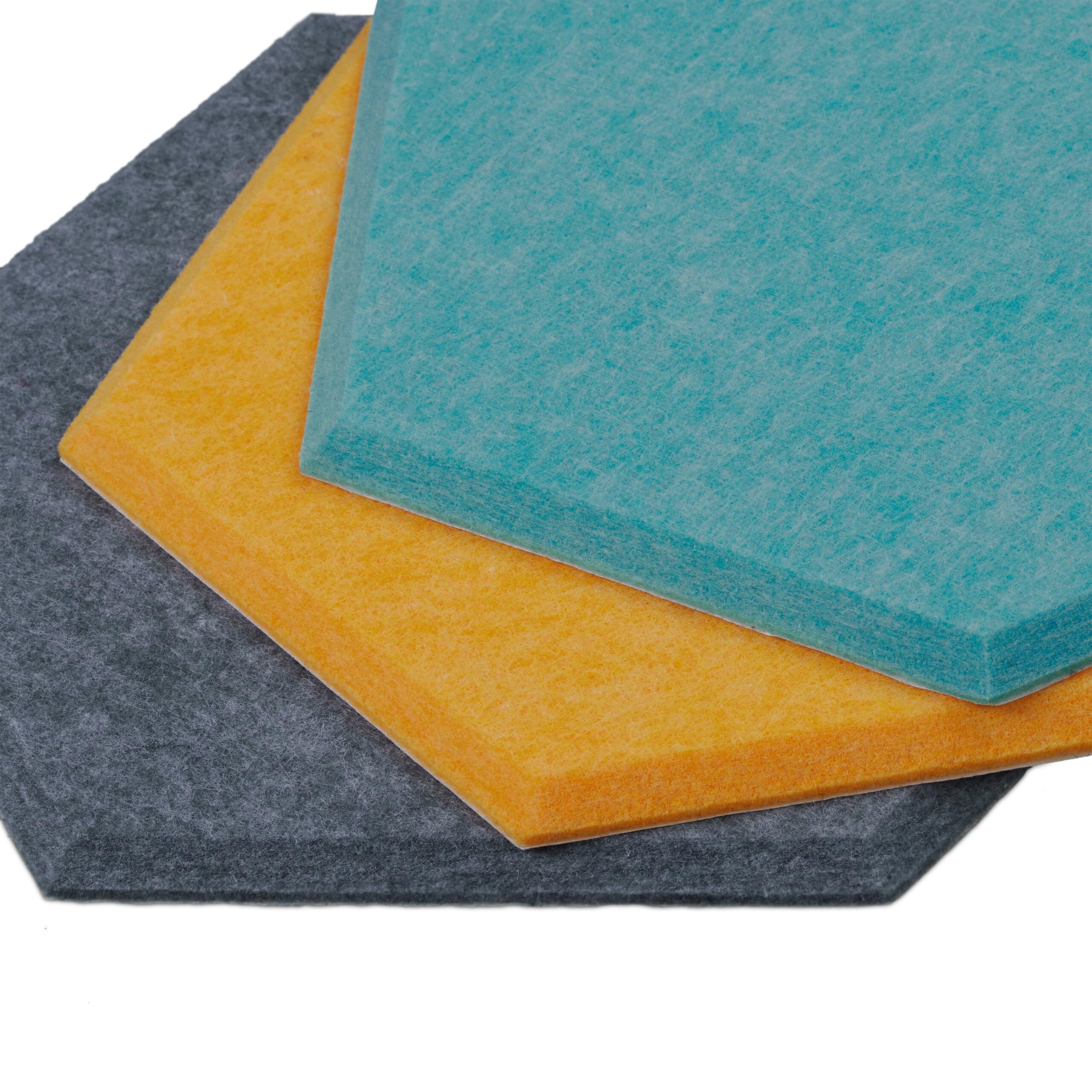 Relaxdays Filcowa tablica korkowa, 12 samoprzylepnych sześciokątów, 3 kolory, filc, wys. x gł.: 26 x 30 x 0,9 cm, tablica filcowa wraz z pinezkami, kolorowa