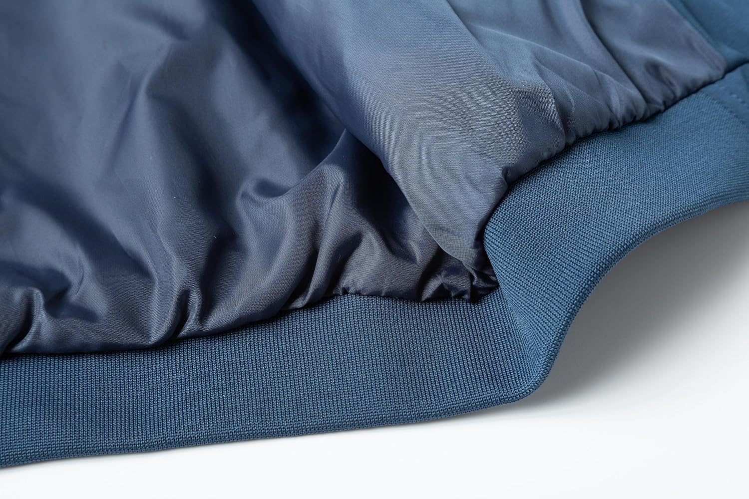 Jaqueta aviador masculina XiaoYouYu moderna, leve, corta-vento, jaquetas casuais masculinas para primavera e outono em promoção! Veja a oferta e mais achadinhos de Jaquetas & Casacos 6 Hoje é o melhor dia para comprar Jaqueta aviador masculina XiaoYouYu moderna, leve, corta-vento, jaquetas casuais masculinas para primavera e outono com aquele preço maroto! Promoção! Aproveite a oferta! 6