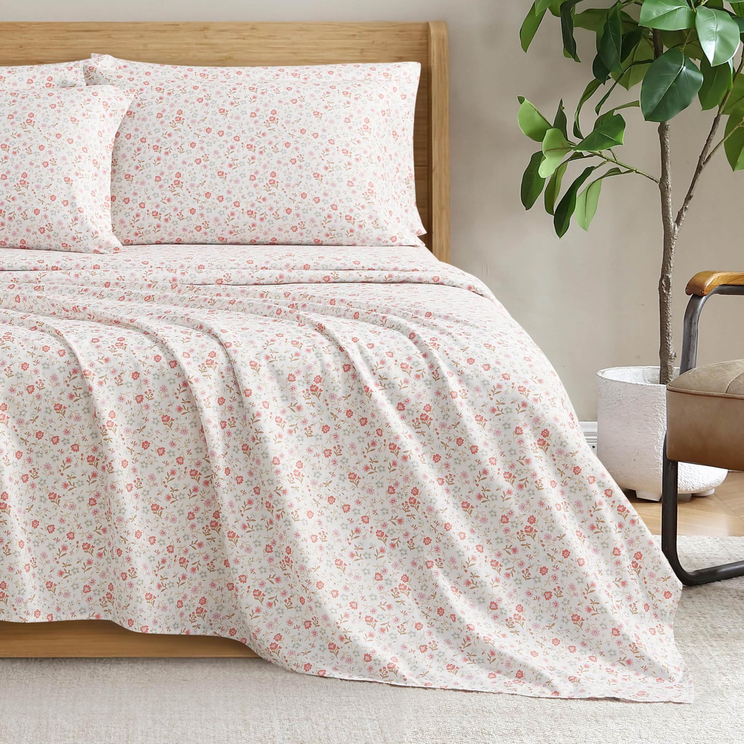 Jessica Simpson Callie Ditsy Floral Microfiber Sheet Set with Extra Pillowcases, Soft Lightweight 100% Polyester Bedding, White, Twin