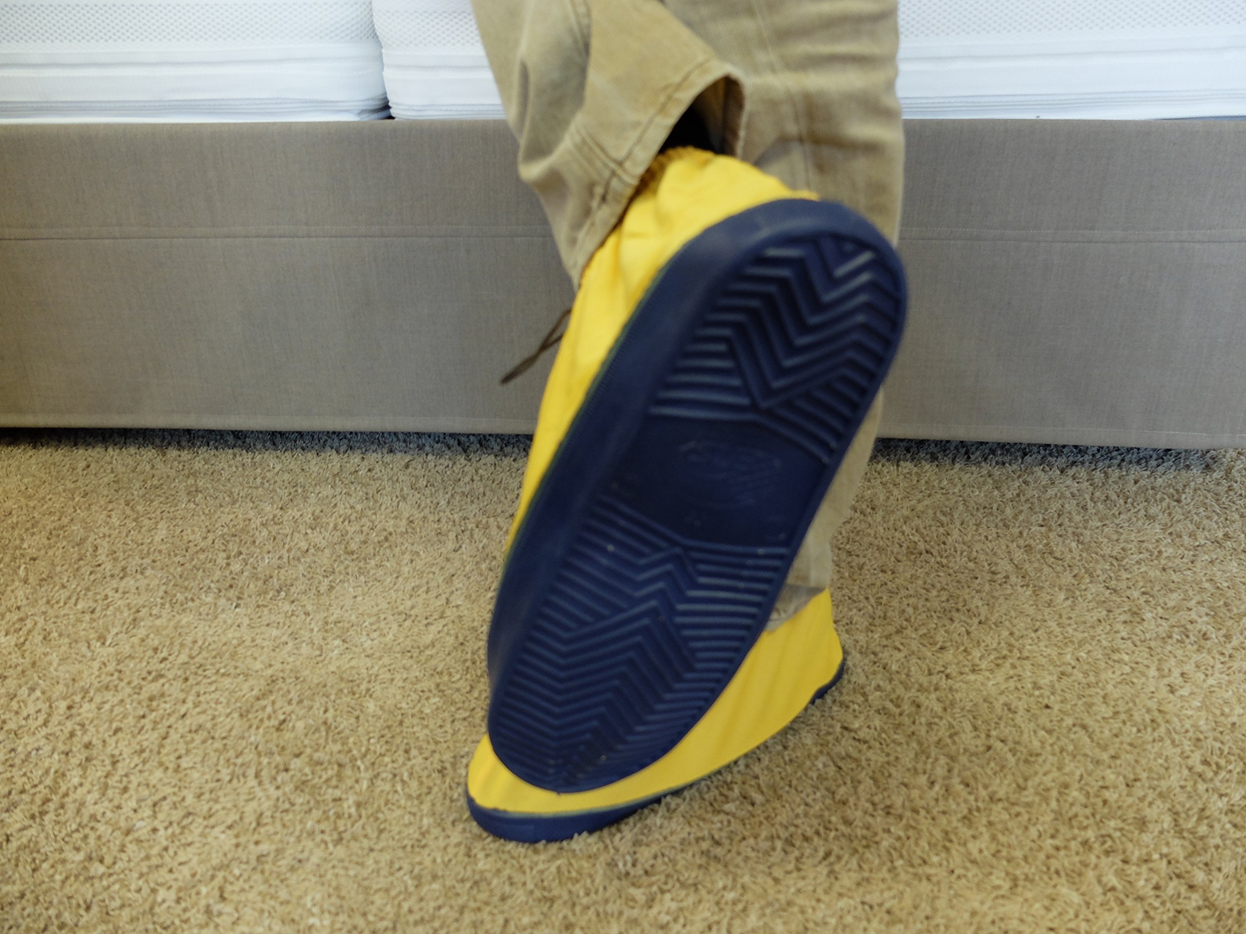 Überziehschuhe, Überschuhe, mehrweg, stabil, rutschfest, Gummisohle 1 Paar (XL)