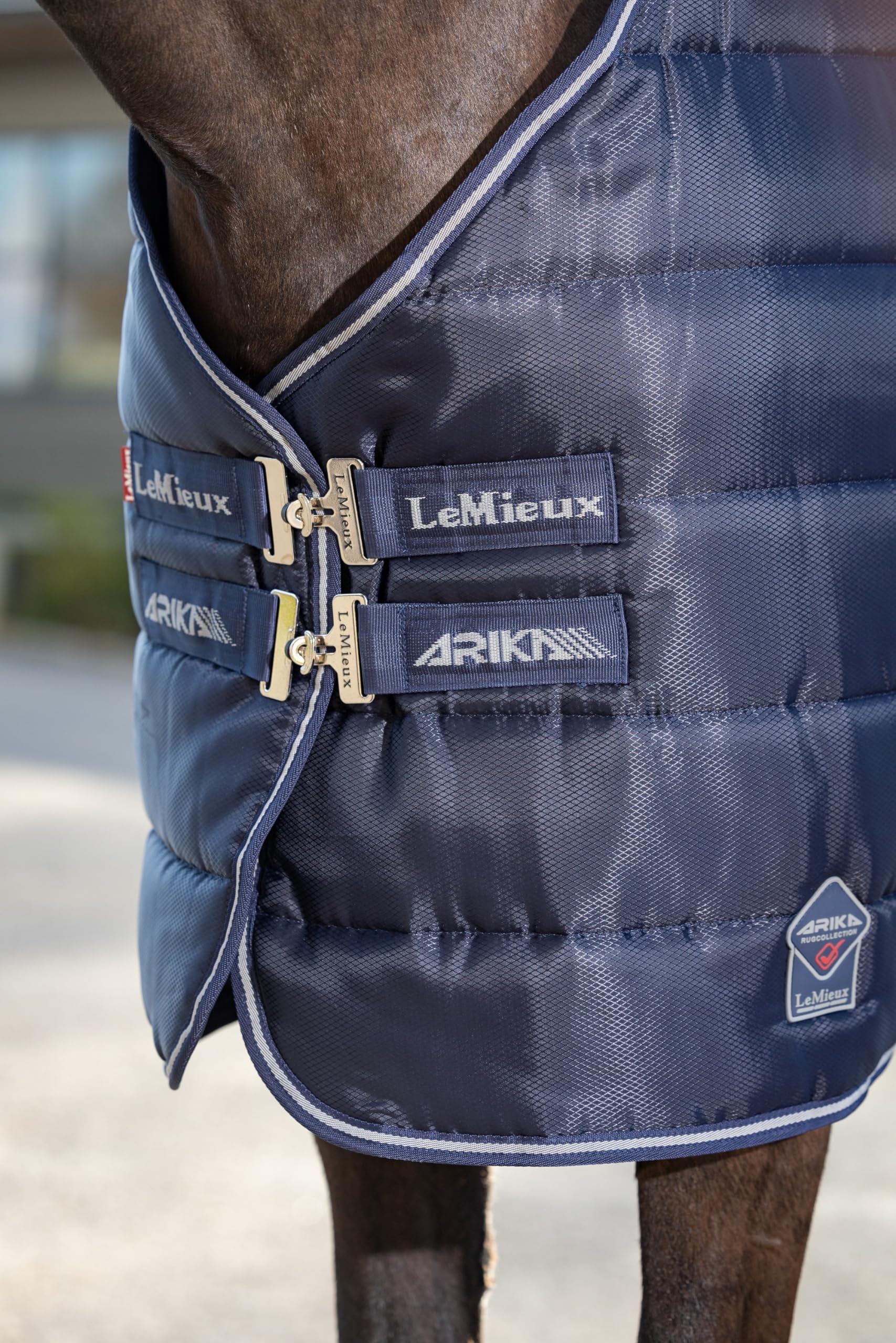 LeMieux Arika Tappeto In Pile Per Cavallo - Monogramma, Antistatico - Blu Navy - 1,8 M