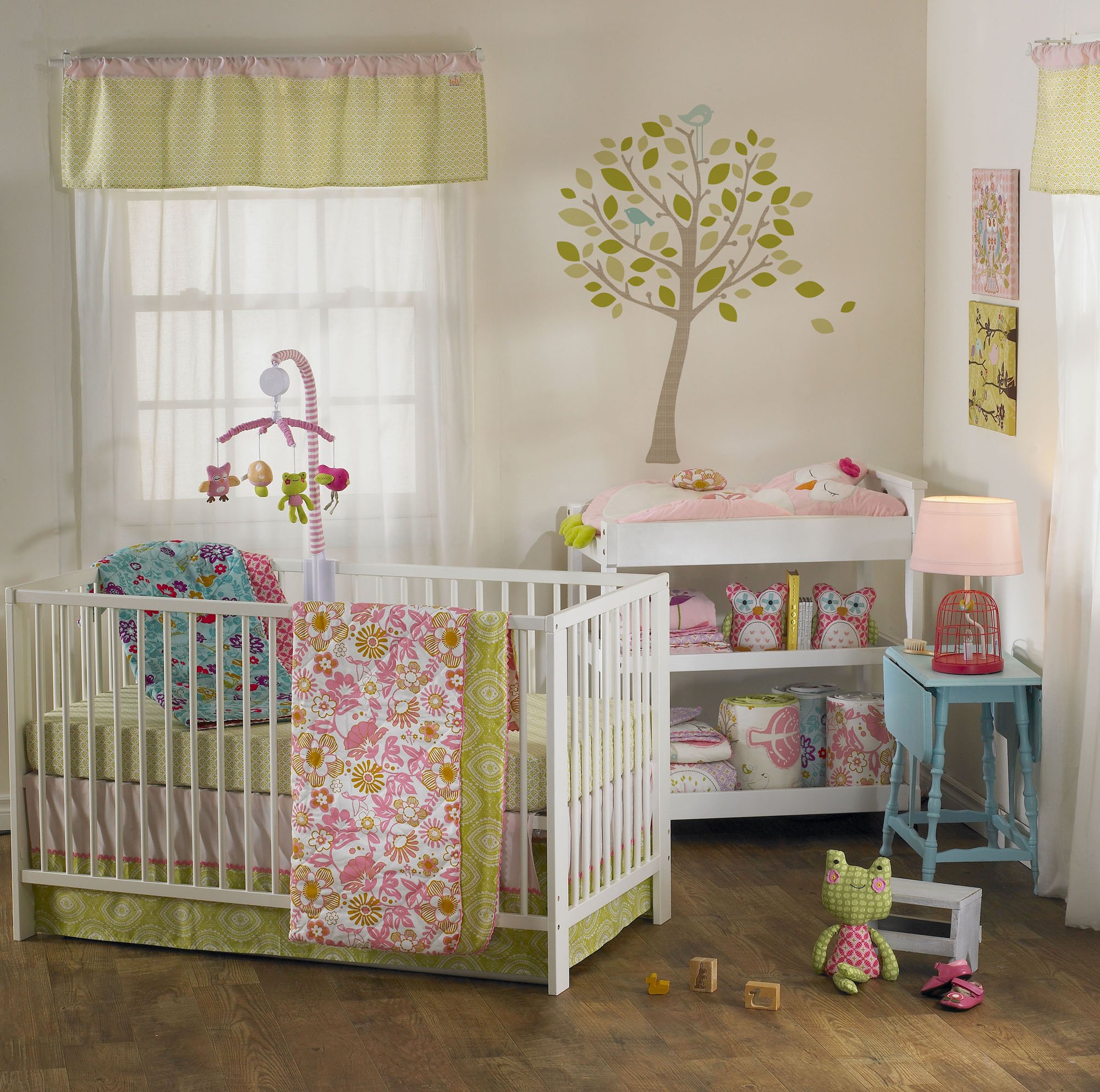 Lolli Living 100% Cotton Crib Bed Skirt (Green Damask/Pink Twill). Machine-Washable Dust Ruffle for Baby Crib (Poppy Seed Collection)