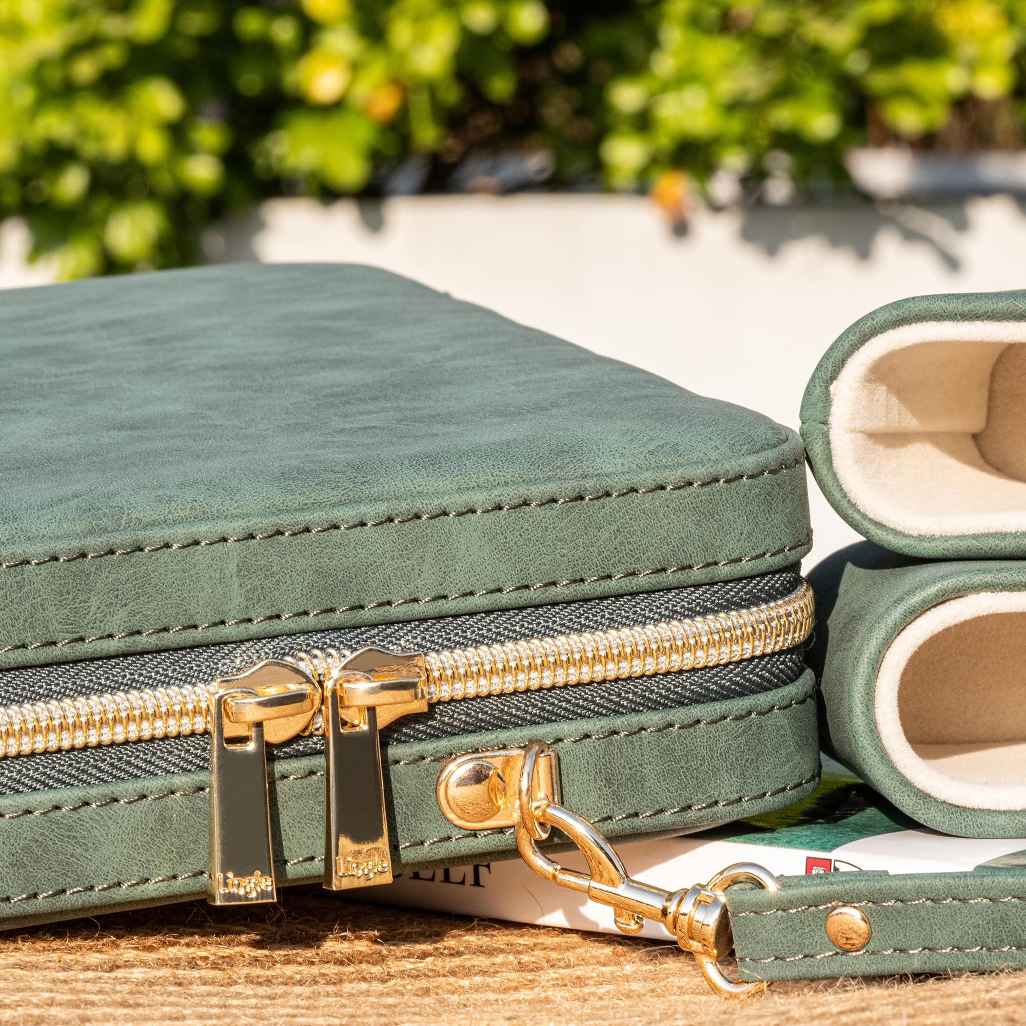 Juegos de Backgammon de 9.4 Pulgadas para Adultos, Juego de Mesa clásico con Funda Plegable de Cuero para Backgammon, Juego de Backgammon de Viaje portátil, Incluye 30 Damas de Cuerno (Green)