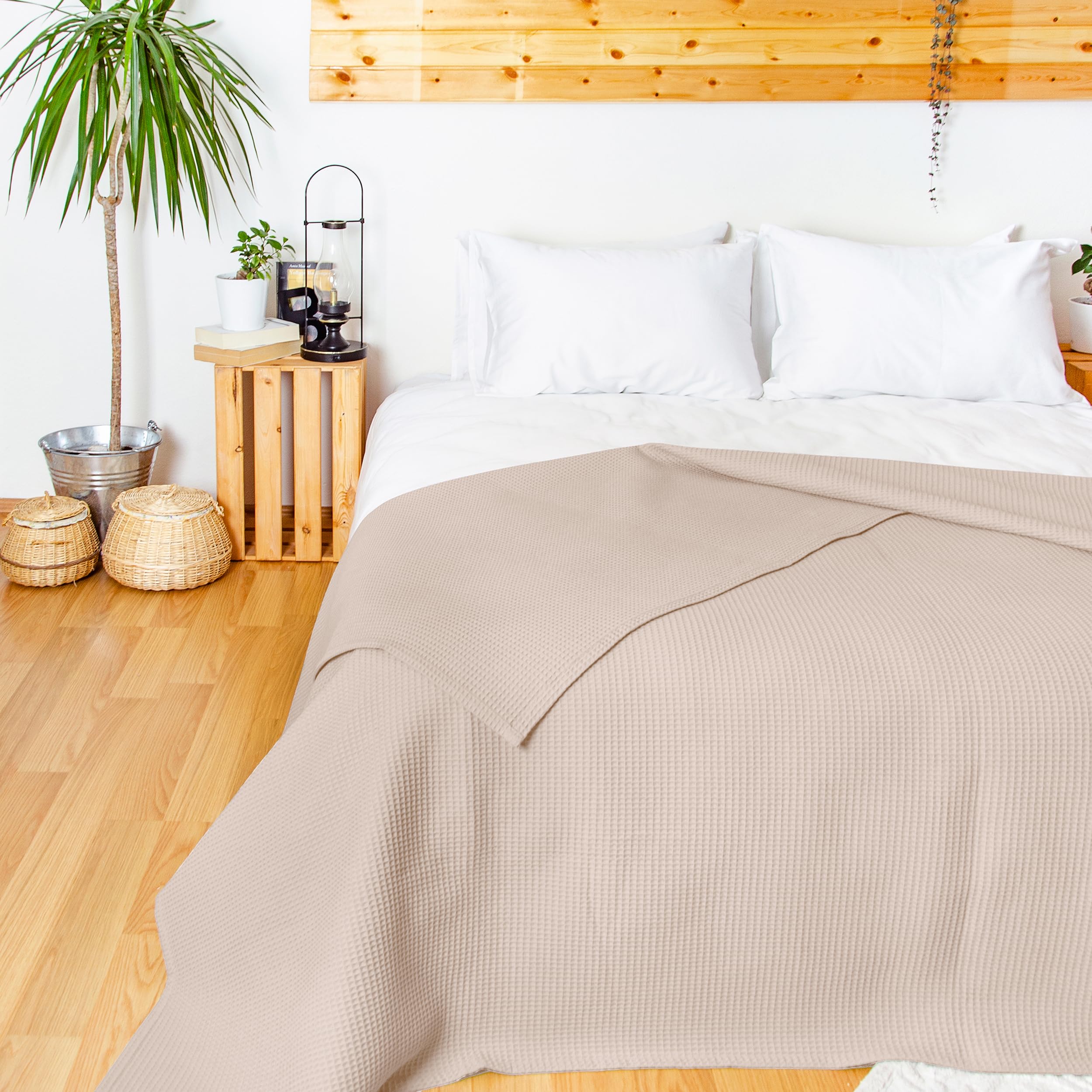 LAYNENBURG Premium sprei 220 x 240 cm, XXL, wafelpiqué, 100% katoen, lichte woondeken