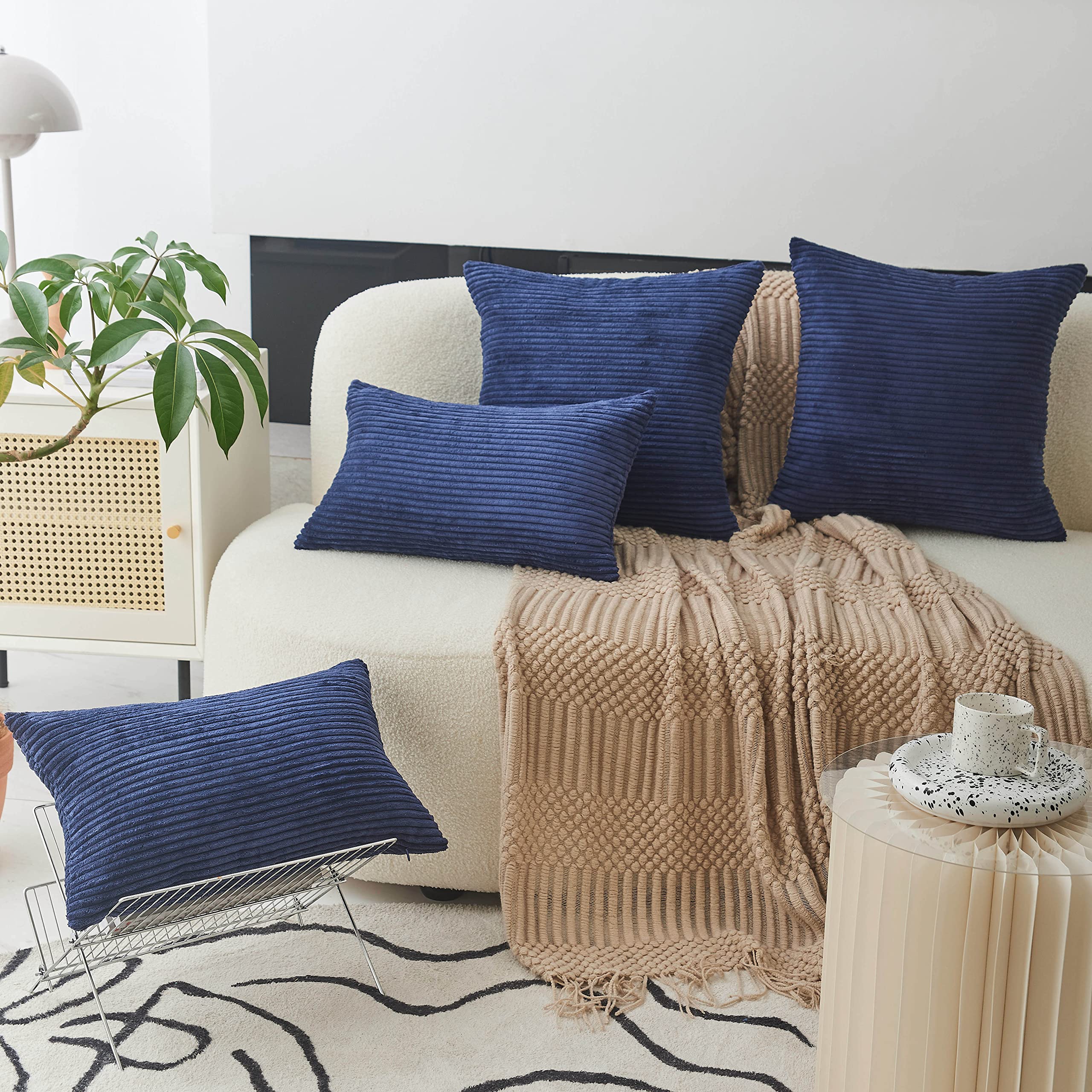 枕 katsuuuuuuuun Amazon.com: Home Brilliant Navy Blue Pillow Cover 18x18