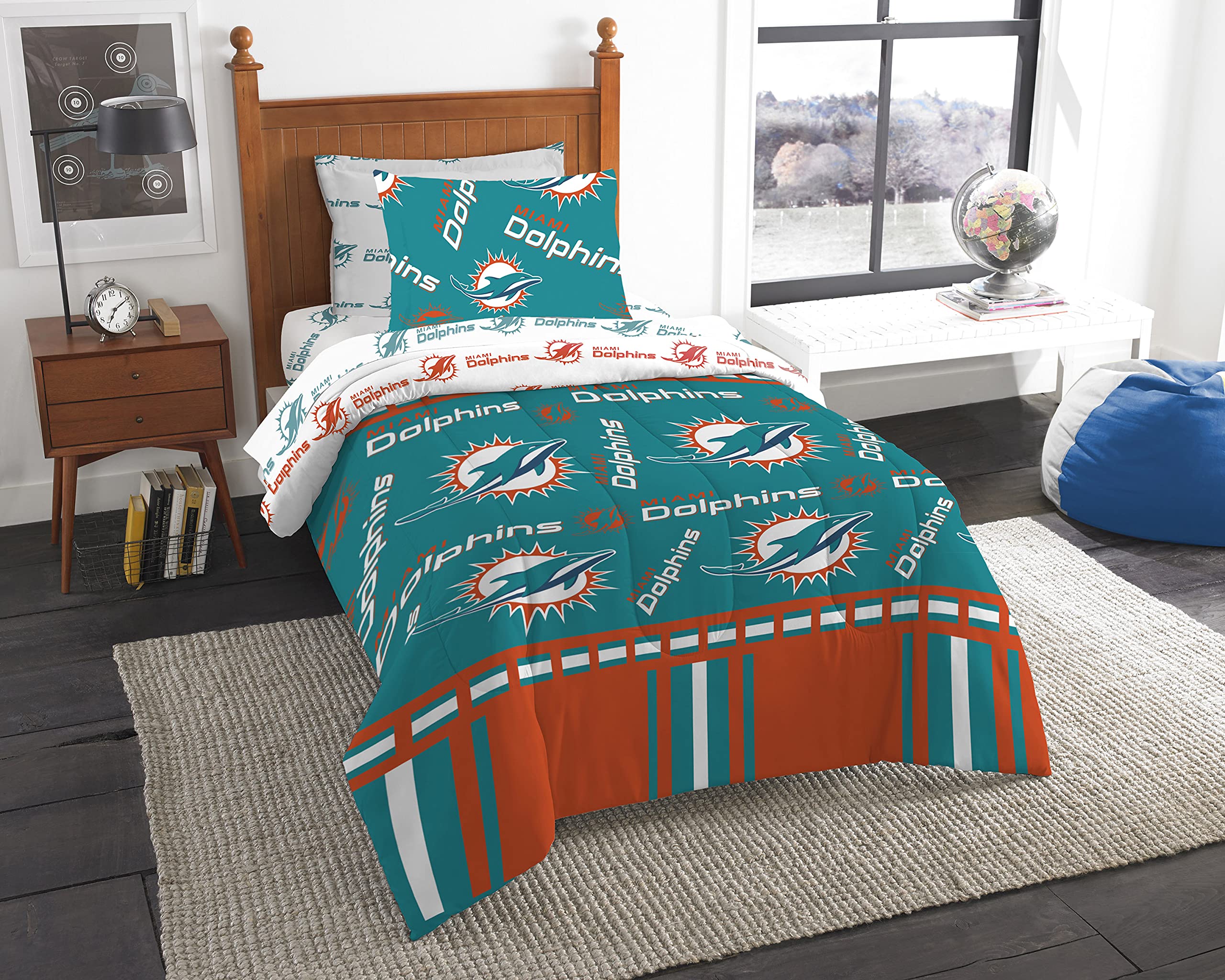 Northwest NFL Unisex-Adult Bed in a Bag Set