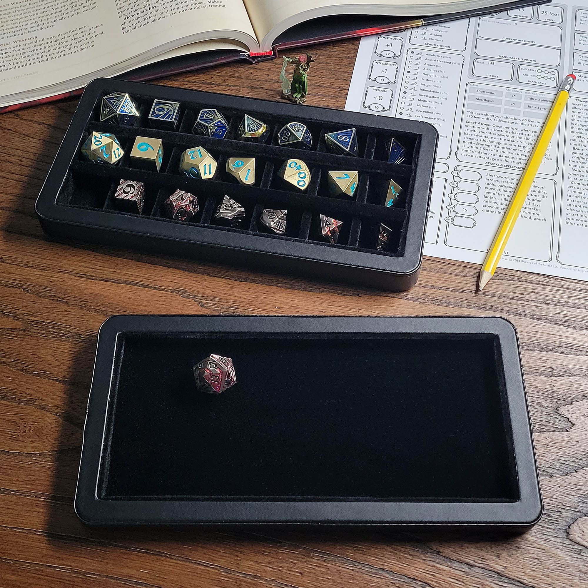 The Reliquary - Scatola per dadi grande e vassoio, colore: Nero