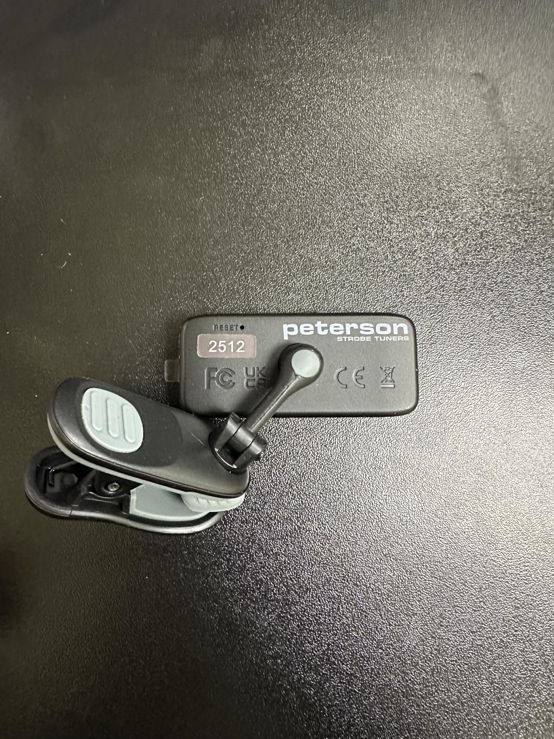 Peterson StroboClip HDC - Afinador de guitarra con clip, precisión de ± 0,1 centavo para acústico, eléctrico, bajo, violín, ukelele, paquete de 2