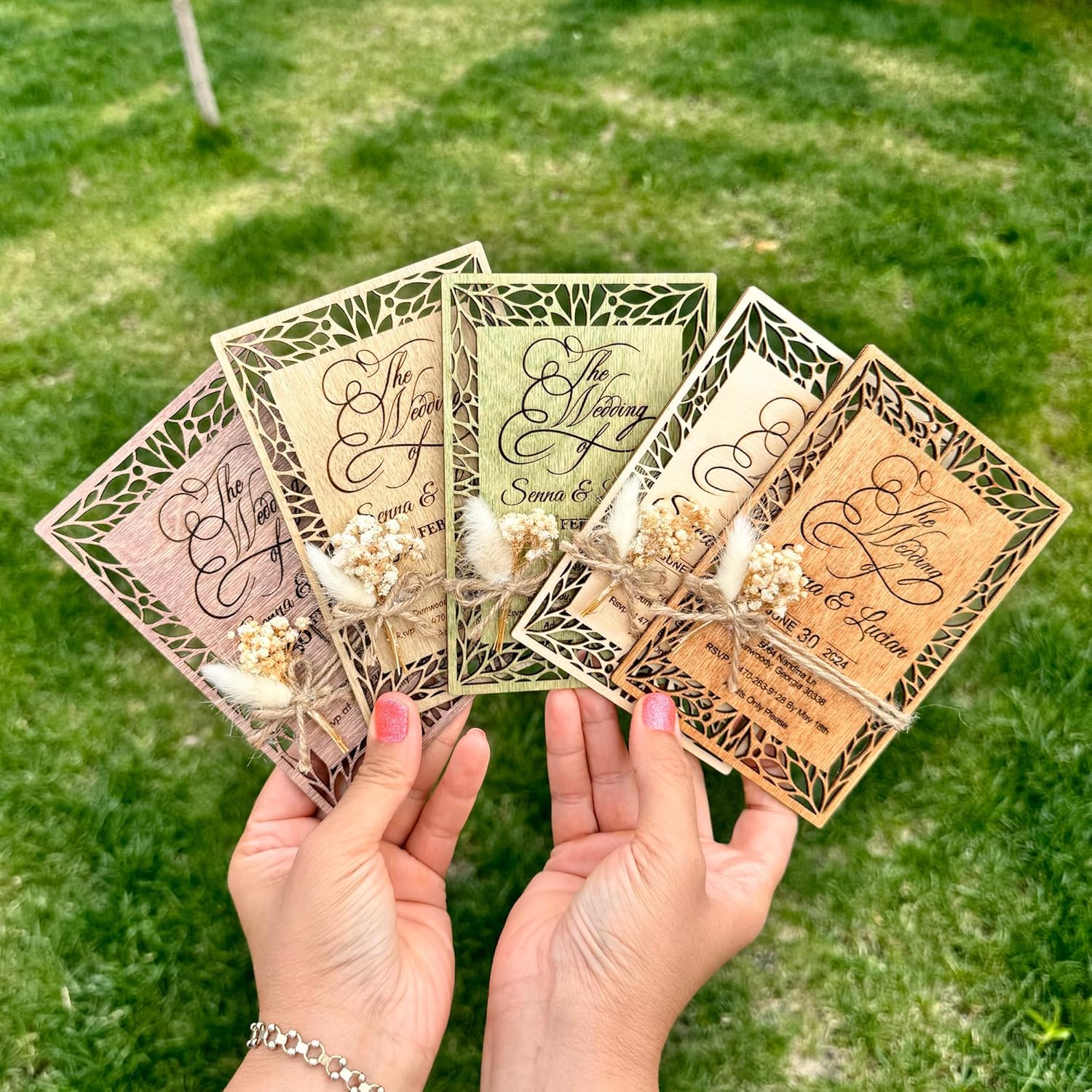 Personalized Wooden Wedding Invitations with Gypsophila Flowers, Hand Painted Wood Invitation Cards, 4"x6", Birch Tree, 5 Color Options