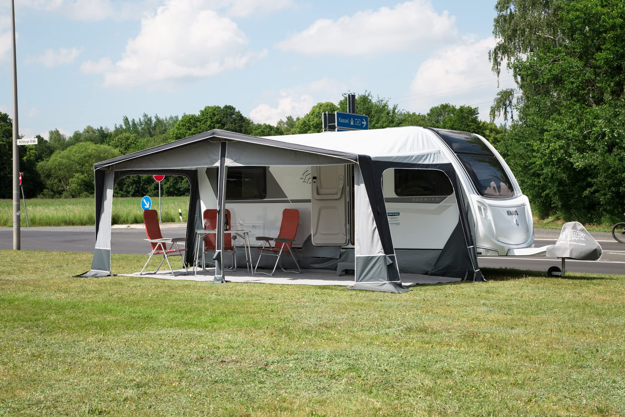 DWT Prime Air HQ mit 240cm Tiefe Wohnwagen Vorzelt, aufblasbar, Texolan 150 HQ, teilbare Vorderwand, Air-In-System, inkl. Höhen-Ausgleichs-Blocks