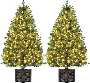GarveeHome 4.5 Ft Artificial Christmas Tree, Pre-Lit Christmas Tree with 300 Warm White Led Lights, Holiday Xmas Tree with Vintage Potted Base, Festival Decoration for Home, Entrances
