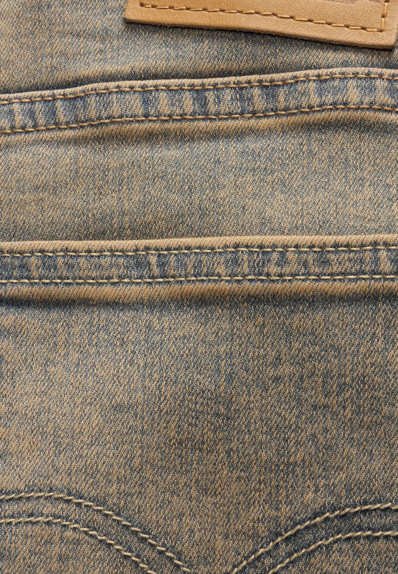 Levi's 725 High Rise Bootcut In The Dust 725 – Bild 6