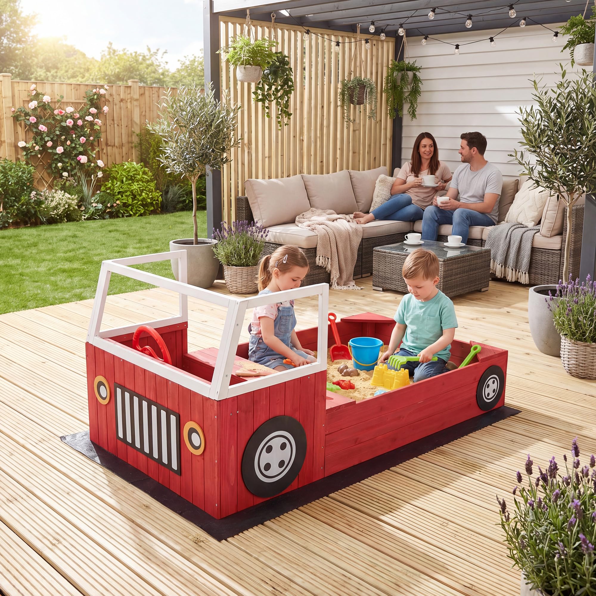 HOMASIS Sabbiera per Bambini in Legno, Sabbiera da Esterno a Forma di Autopompa con Panca, Sedile, Volante e Fodera, Gioco da Spiaggia per Cortile e Giardino, per Bambini 18+ Mesi, 156 x 80 x 70 cm