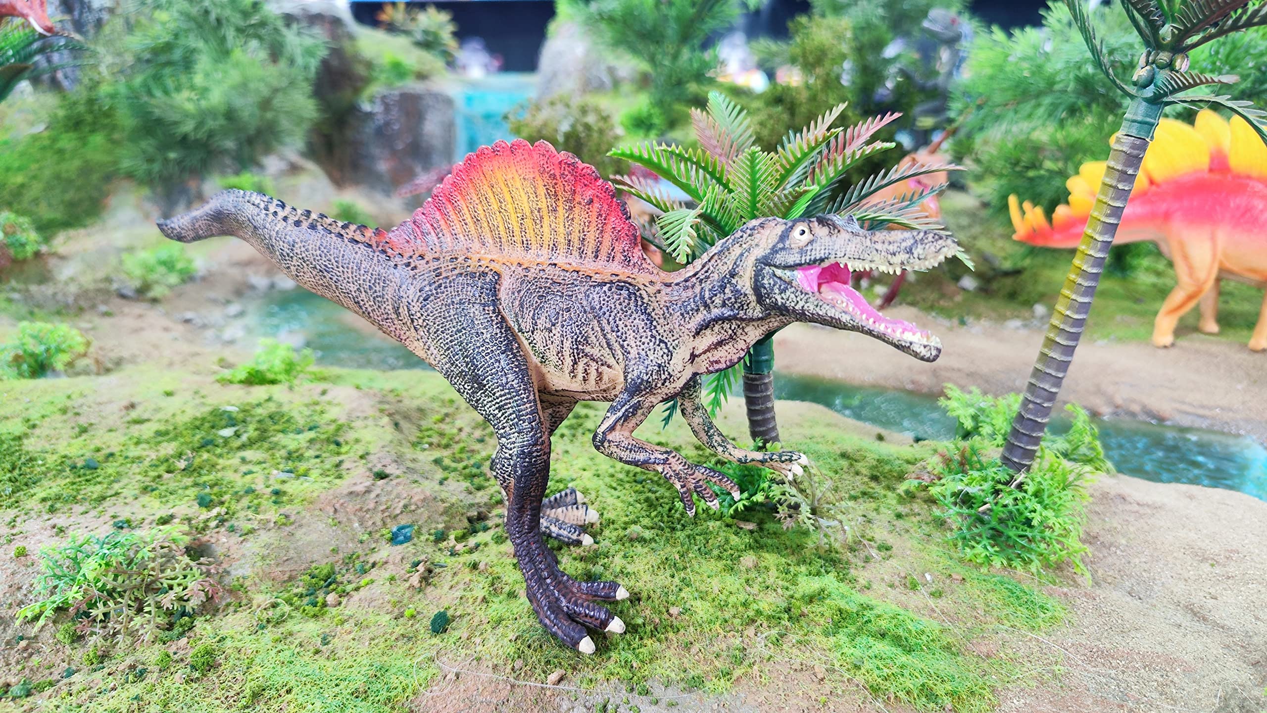Zappi Co Figurka dziecięca Spinozaura, zabawka w postaci dinozaura (27 cm długości) Realistyczna szczegółowa kolekcja dinozaurów, figurki akcji