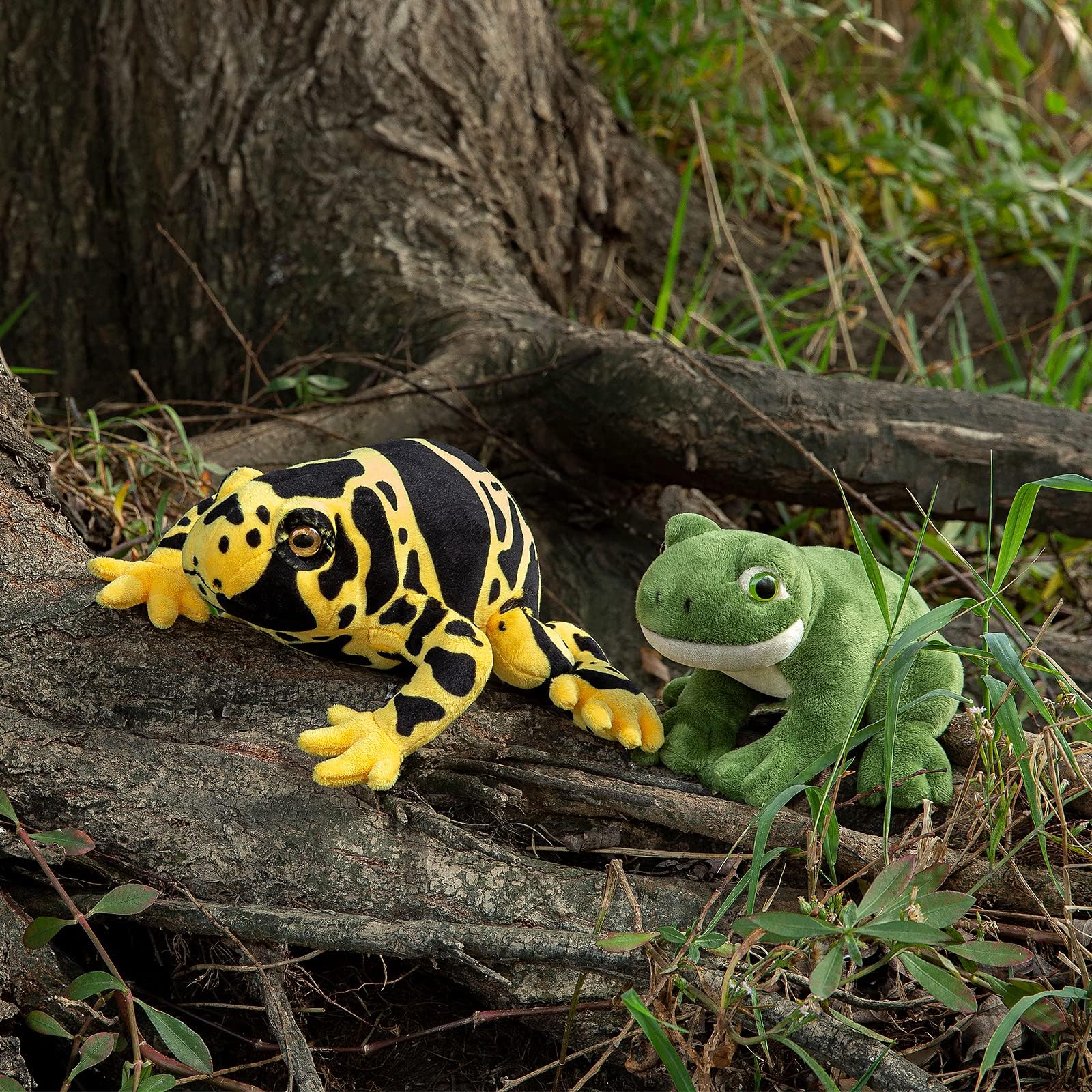 RLOMUTE Frog Plush Toy Soft, Frog Pillow Cute Amphibians Realistic Animal Toy-16cm/6.2” - Image 3