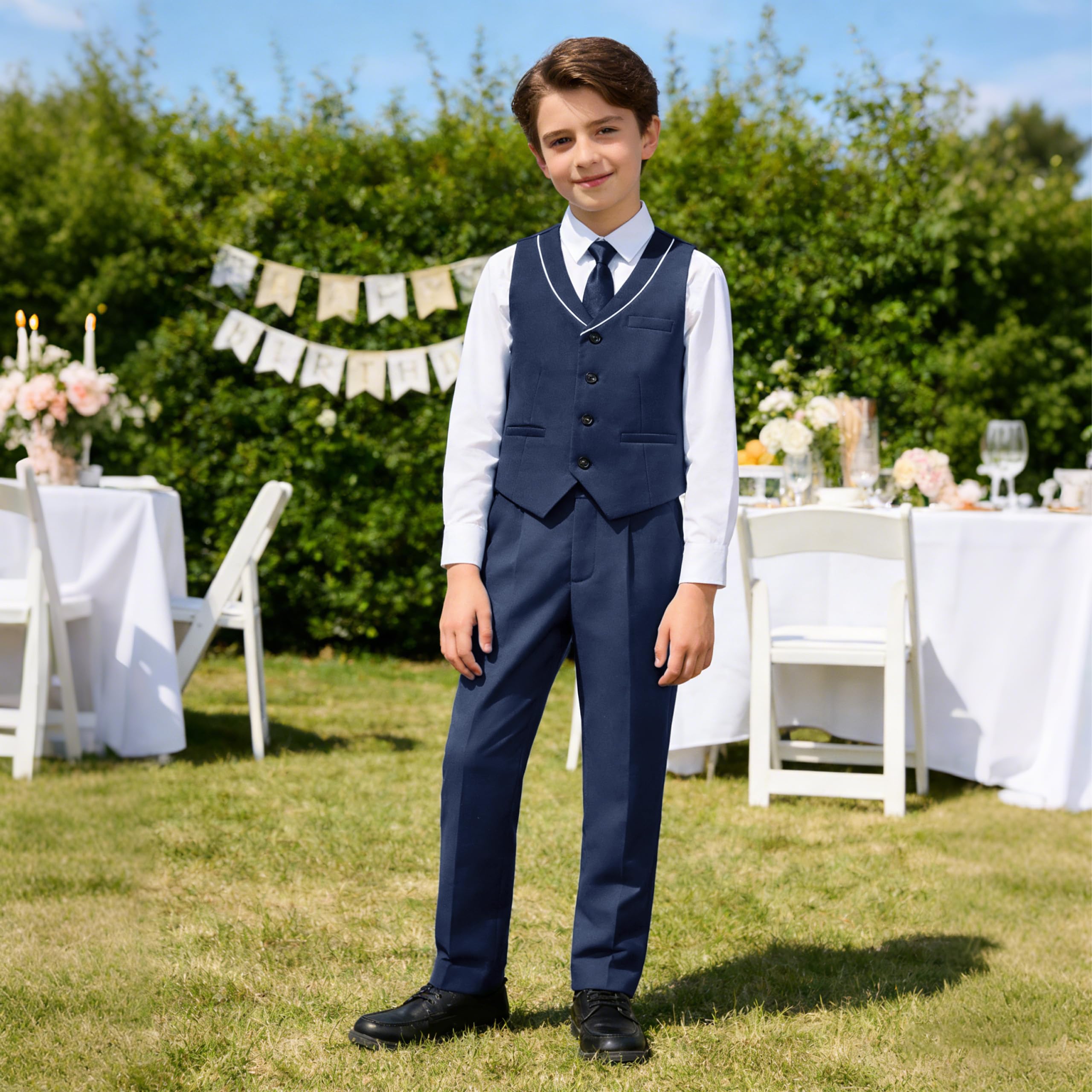 LOLANTA Completo 4 Pezzi Elegante per Bambino, Gilet e Pantalone con Camicia e Papillon, Abito da Cerimonia per Matrimonio e Battesimo 2-14 Anni