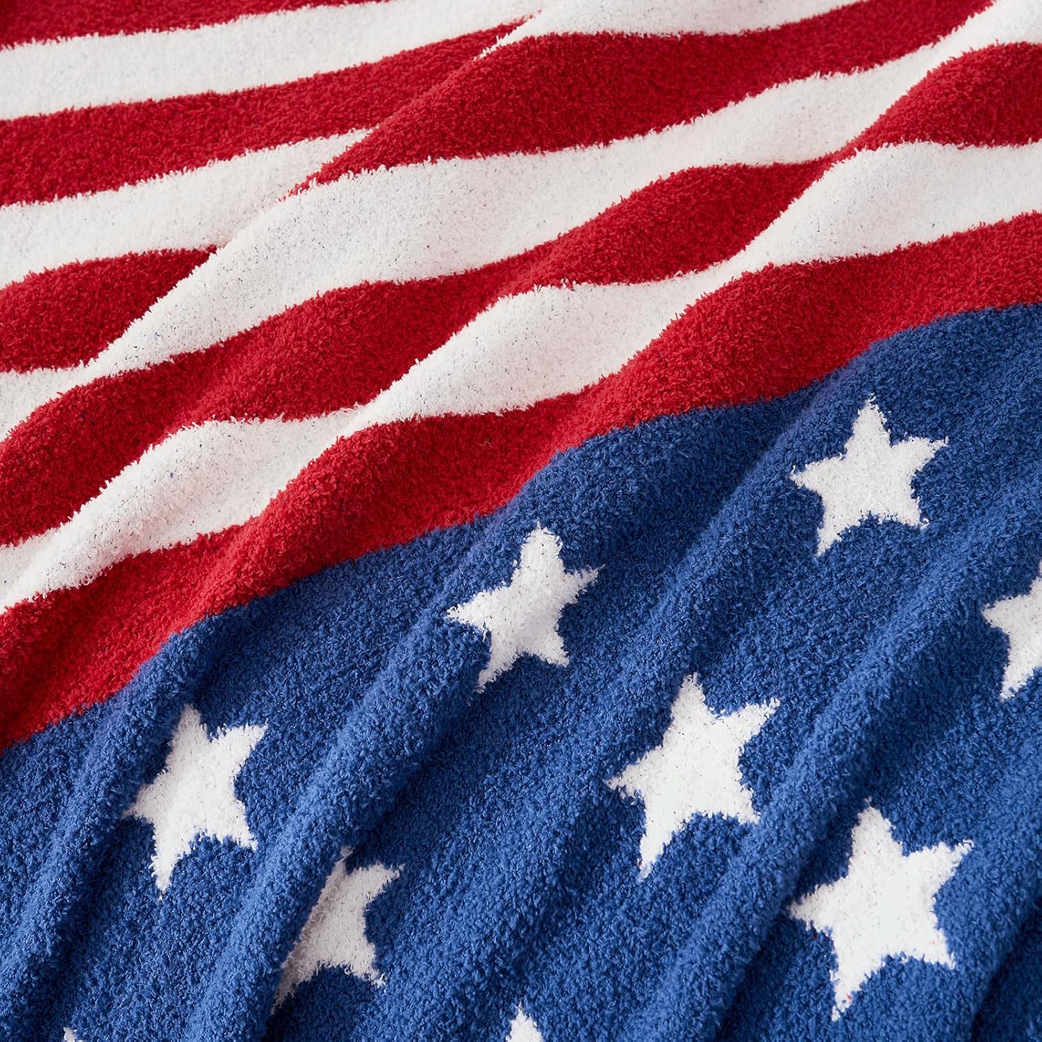 Condition photo showing New/Like New for snuggle sac american flag patriotic throw blanket for couch sofa bed, july 4th blanket ultra soft cozy throw blanket, 250th anniversary usa military veteran july 4th gift, 50x60 inches americana stripe throw(50"x60")