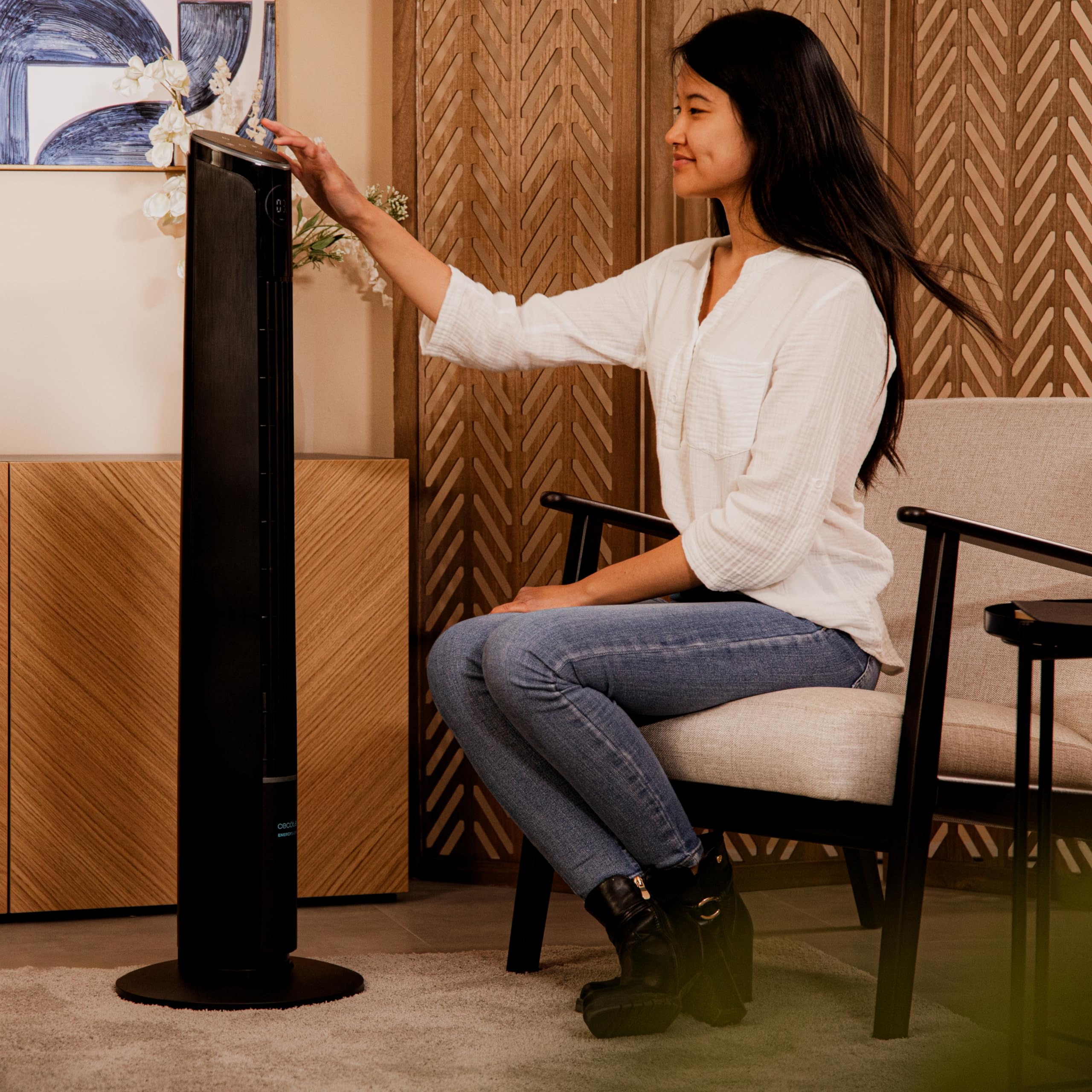 Cecotec Ventilateur Colonne EnergySilence 9250 Skyline Smart Tilt 45 W | 42 Pouces, 3 Vitesses, 4 Modes de Fonctionnement, Minuterie Programmable 12 Heures, Oscillation Automatique 70°